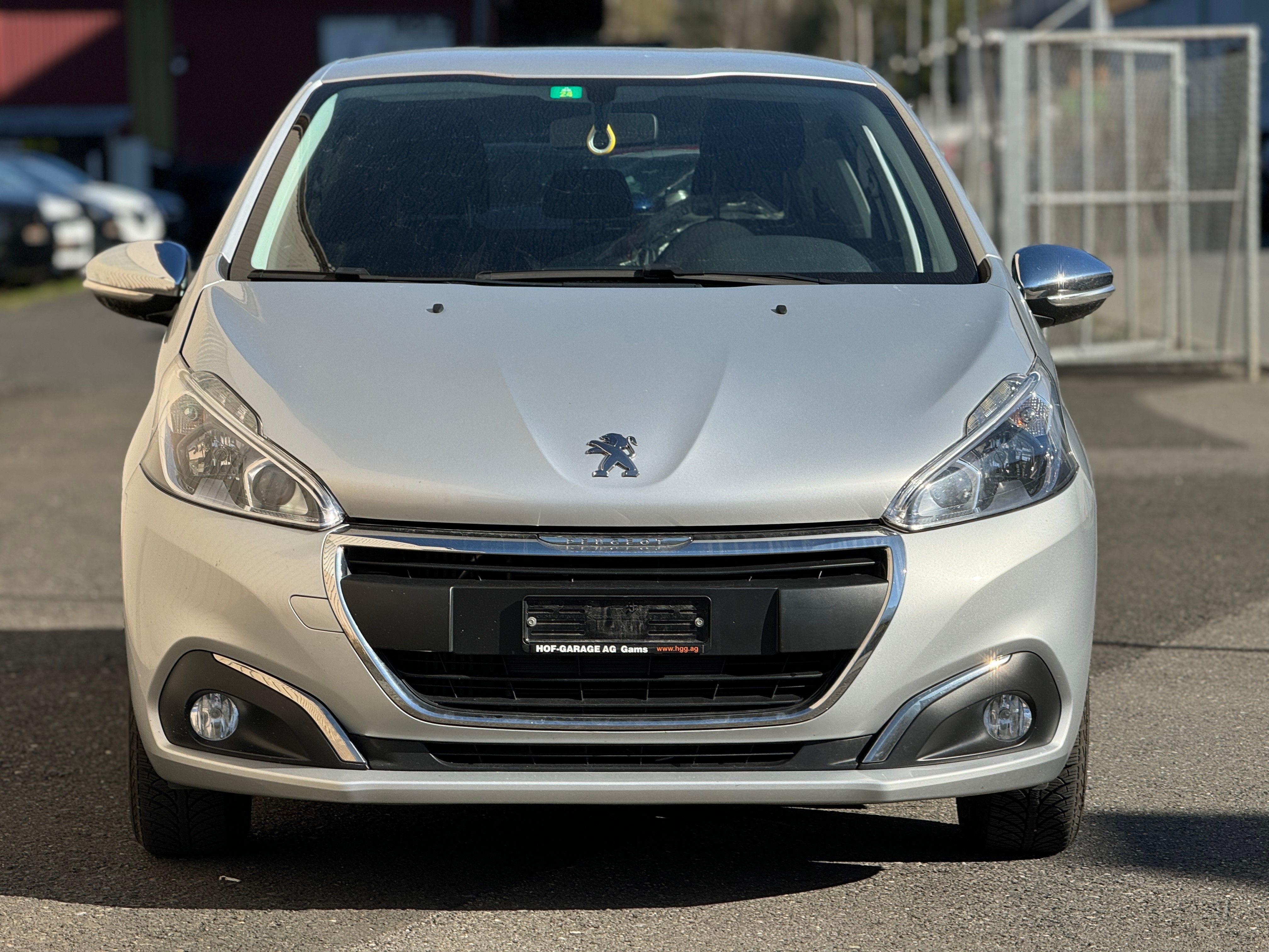 PEUGEOT 208 1.2 PureTech Style