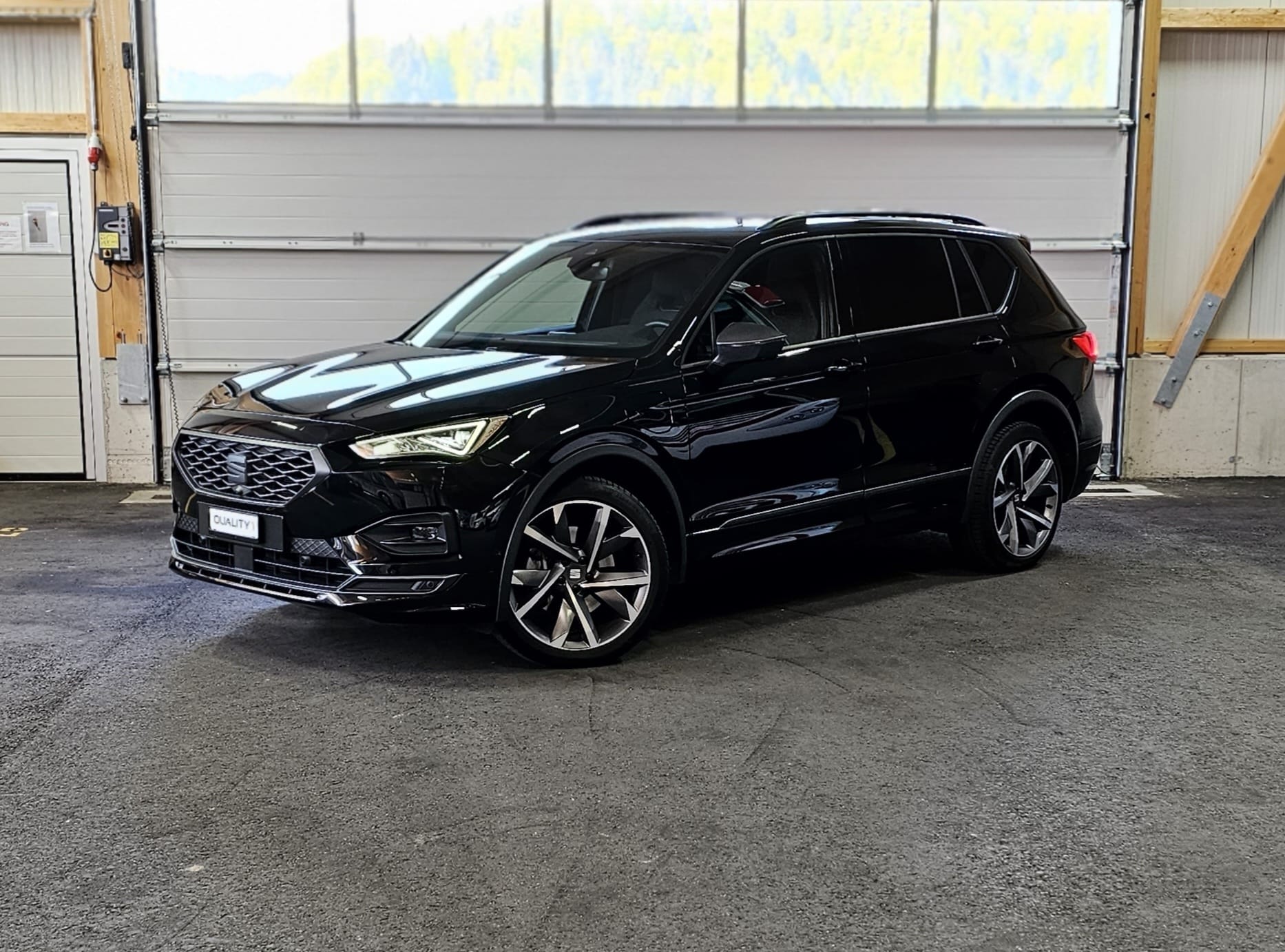 SEAT Tarraco 1.4 e-HYBRID DSG FR *CH Fahrzeug* MIT AHK*