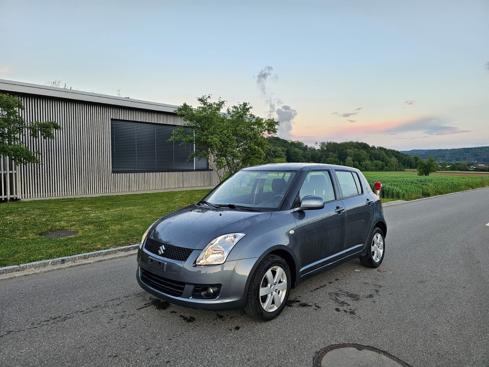 SUZUKI Swift 1.3i 16V GL Top 4x4