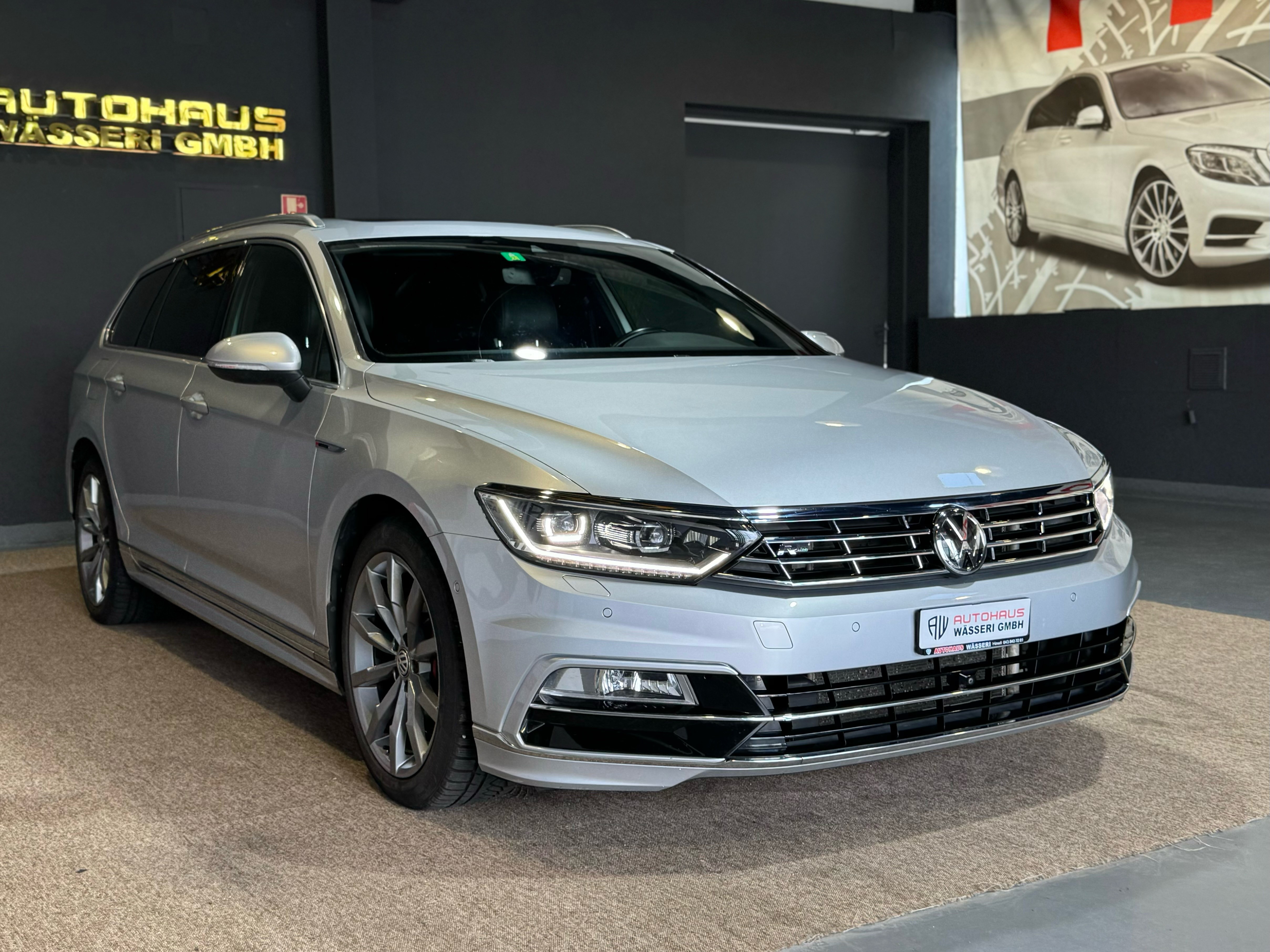 VW Passat Variant 2.0 TDI BMT R-Line DSG 4Motion