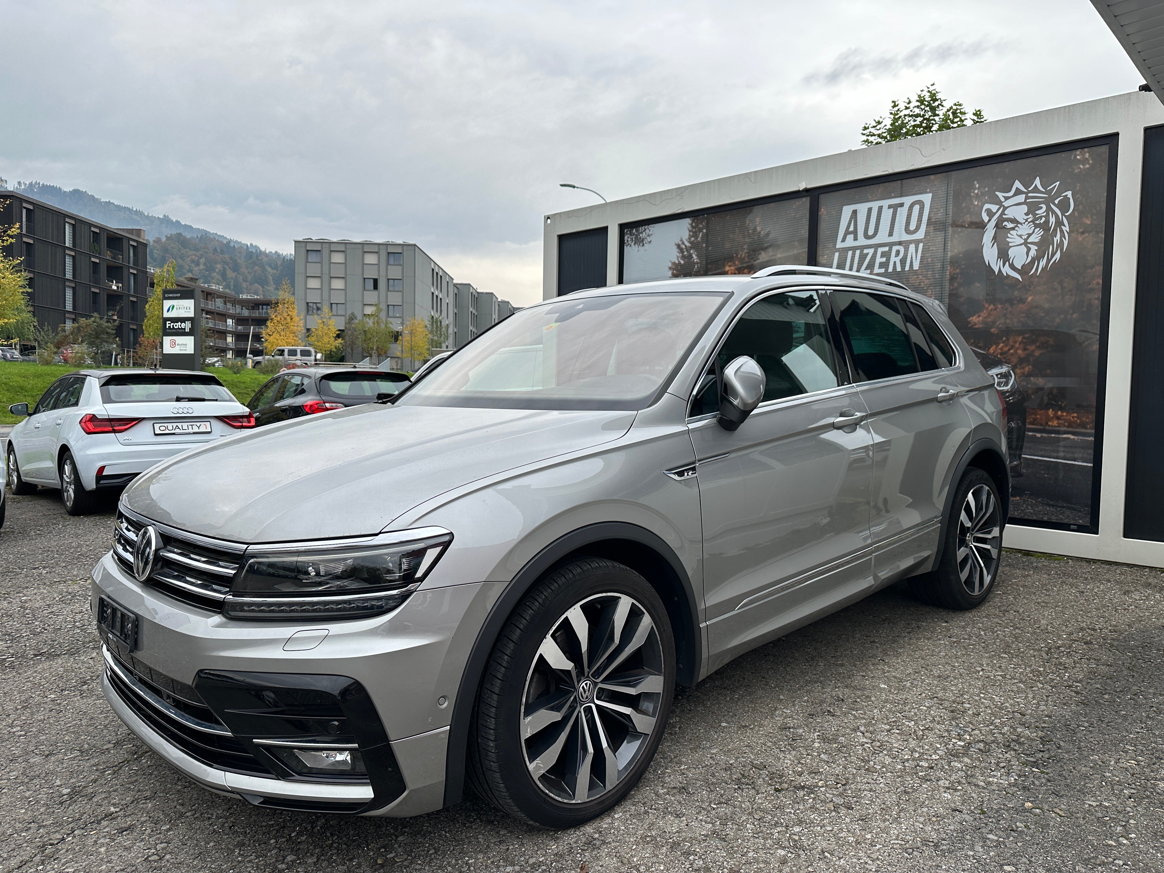 VW Tiguan 2.0TSI R-LINE Highline 4Motion DSG