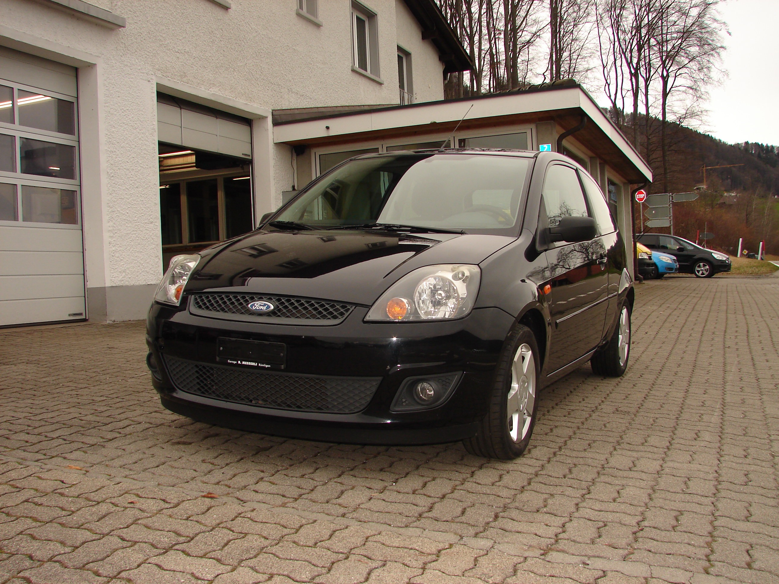 FORD Fiesta 1.6 16V Trend