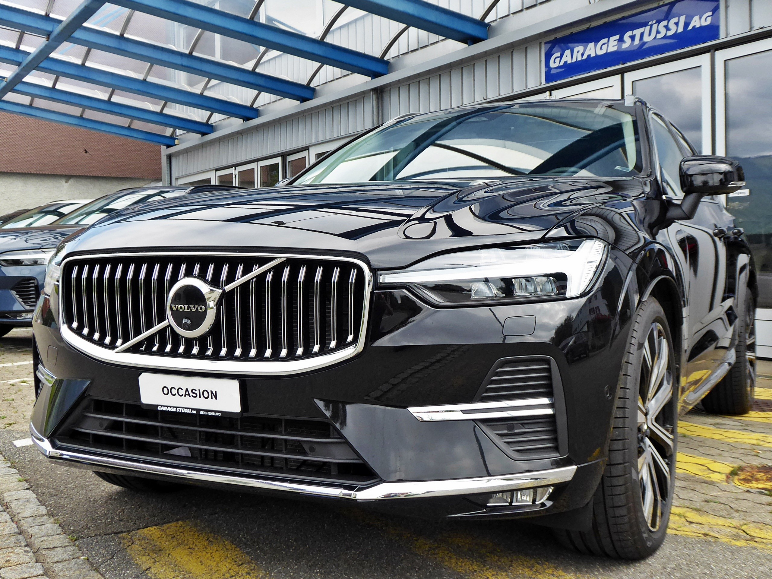 VOLVO XC60 B5 B AWD Ultimate Bright