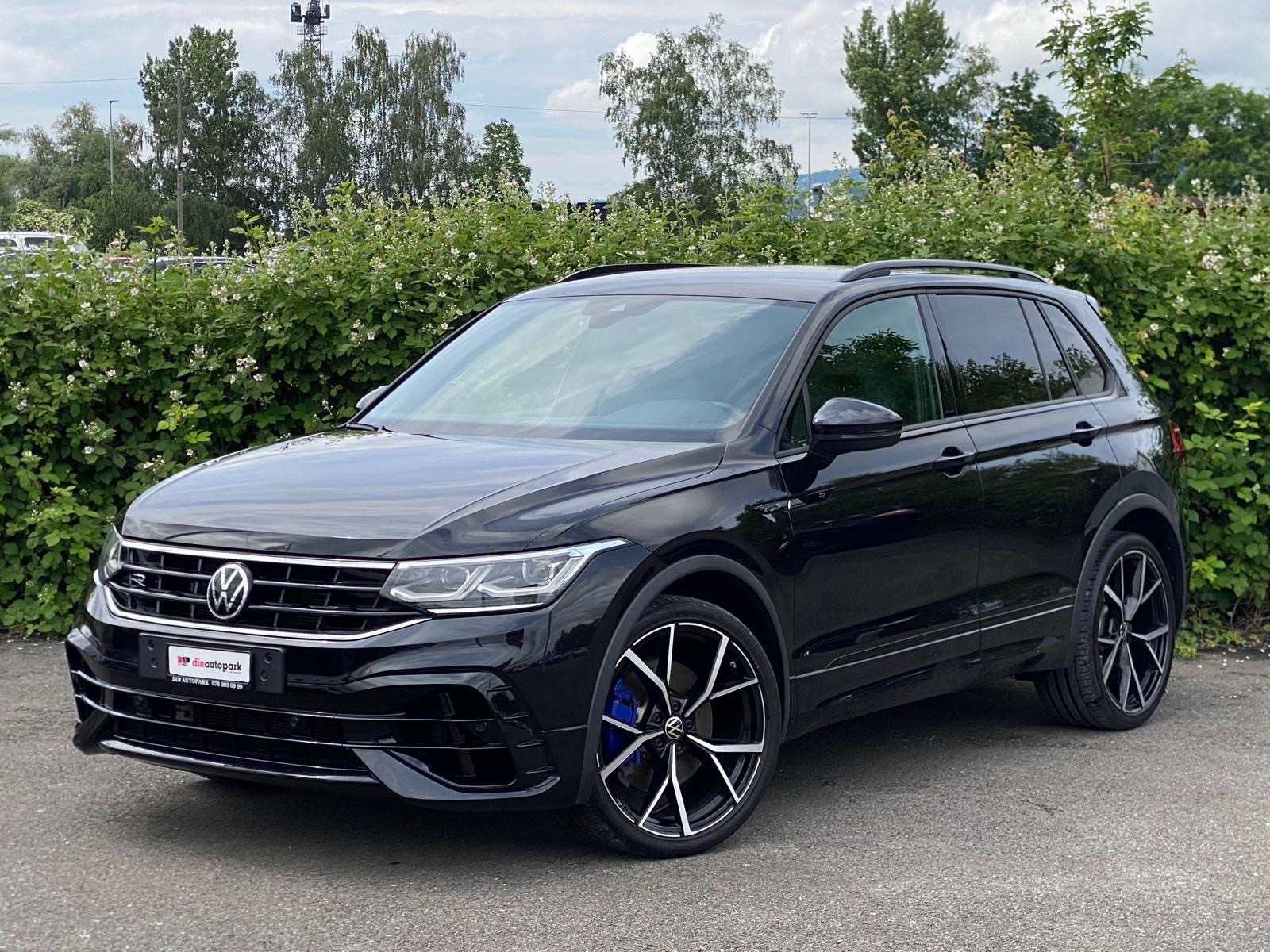 VW Tiguan 2.0TSI R 4Motion DSG *Black-Paket*AKRAPOVIC*