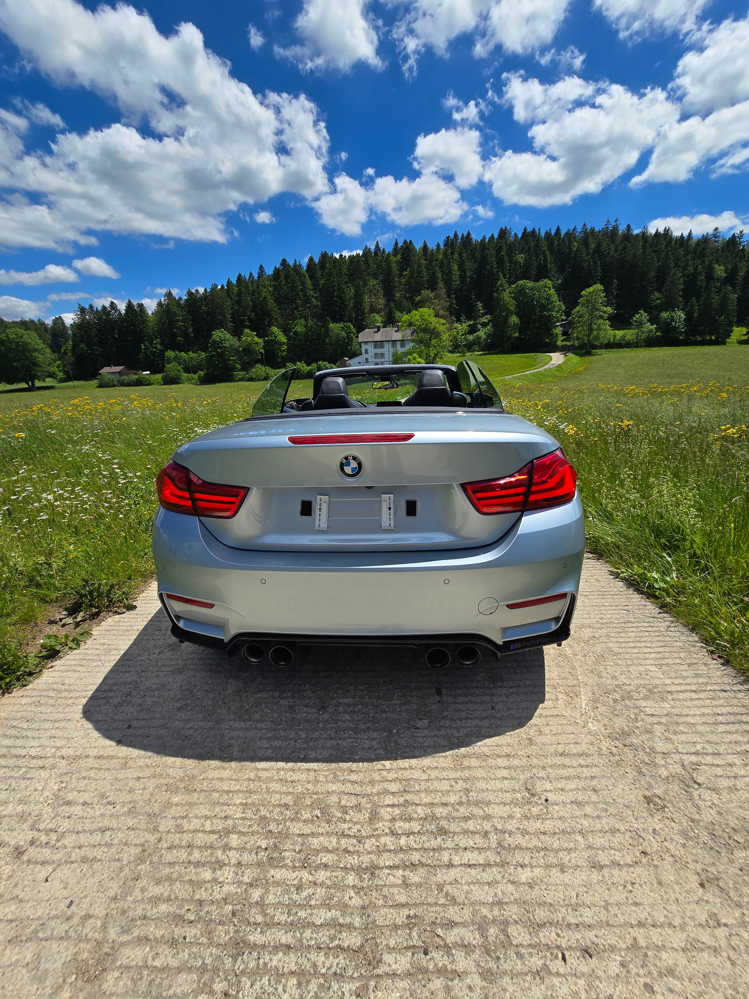 BMW M4 Cabriolet DKG