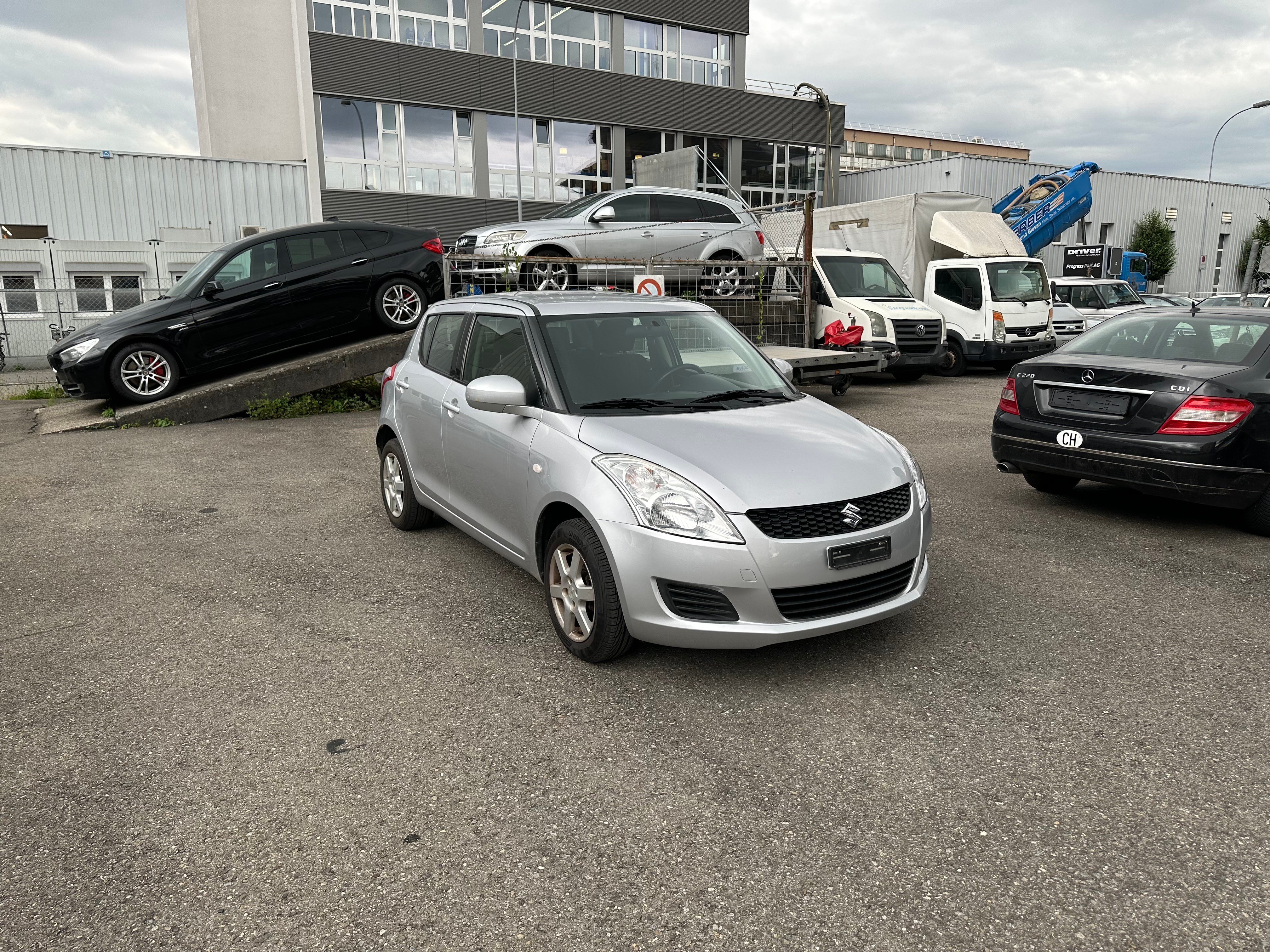 SUZUKI Swift 1.2i 16V GL Top 4x4