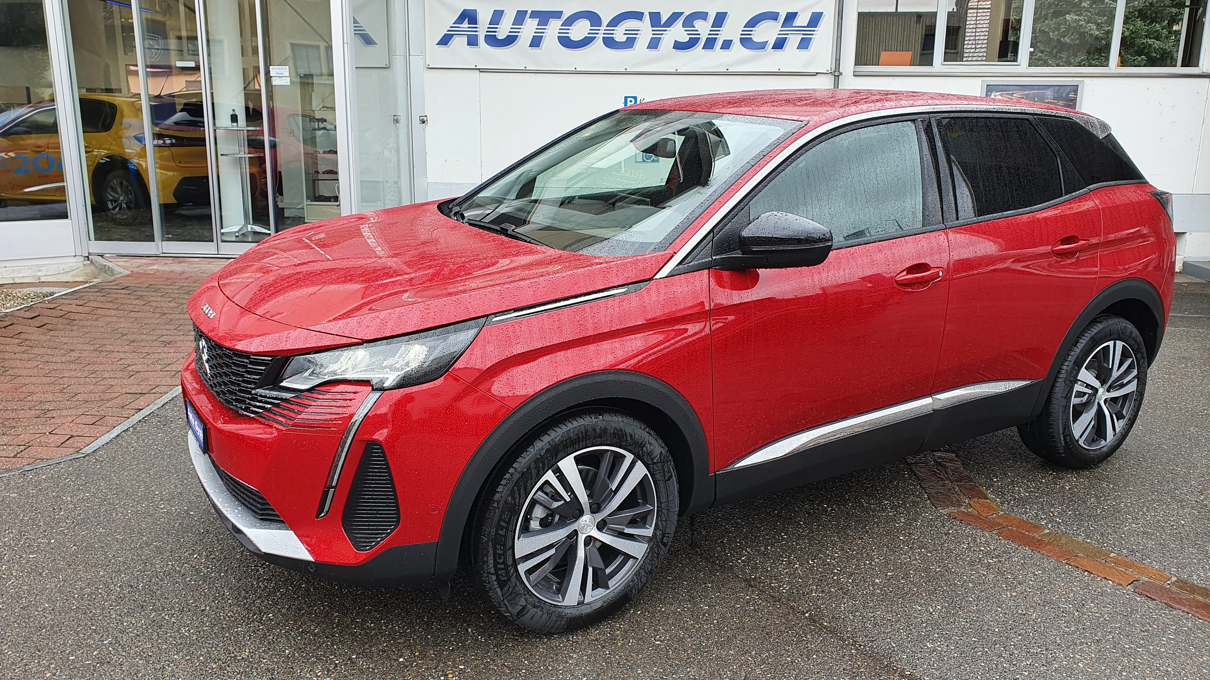 PEUGEOT 3008 1.2 Helvetia Automat