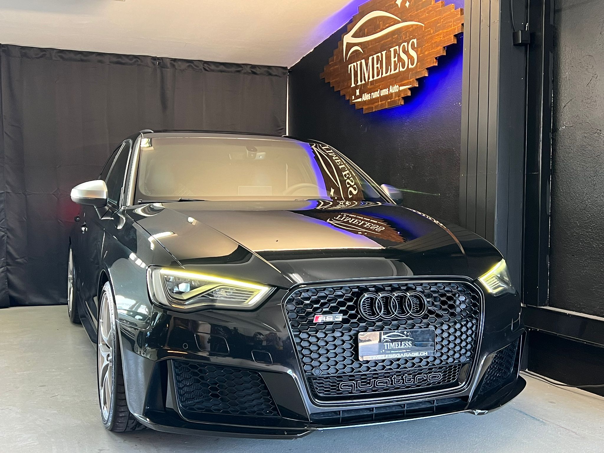 AUDI RS3 2.5 TSI quattro S-tronic