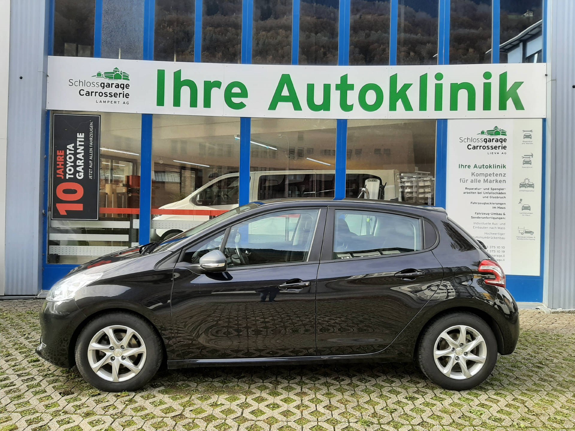 PEUGEOT 208 1.6 e-HDI Active