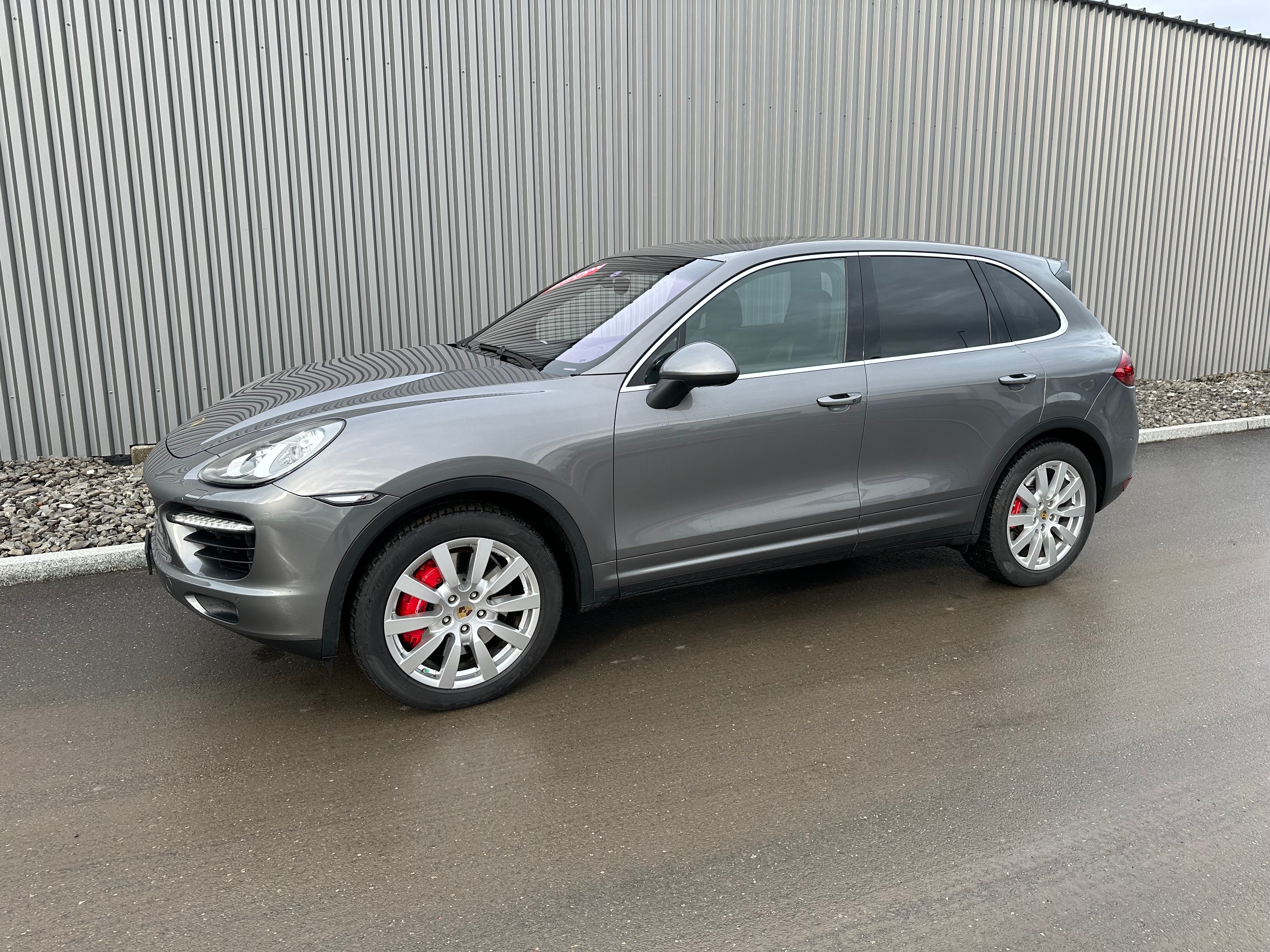 PORSCHE Cayenne Turbo