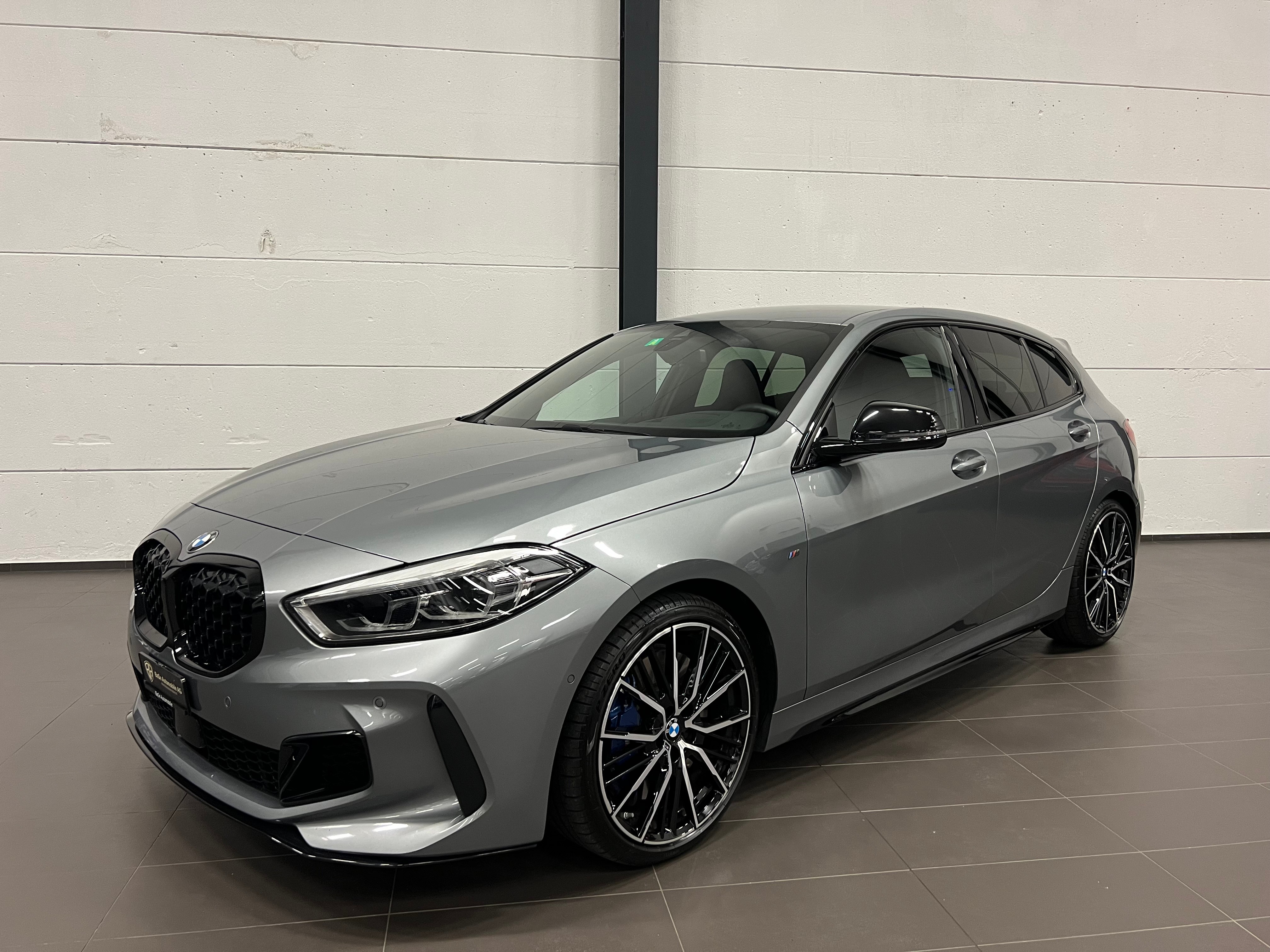 BMW M135i xDrive Steptronic