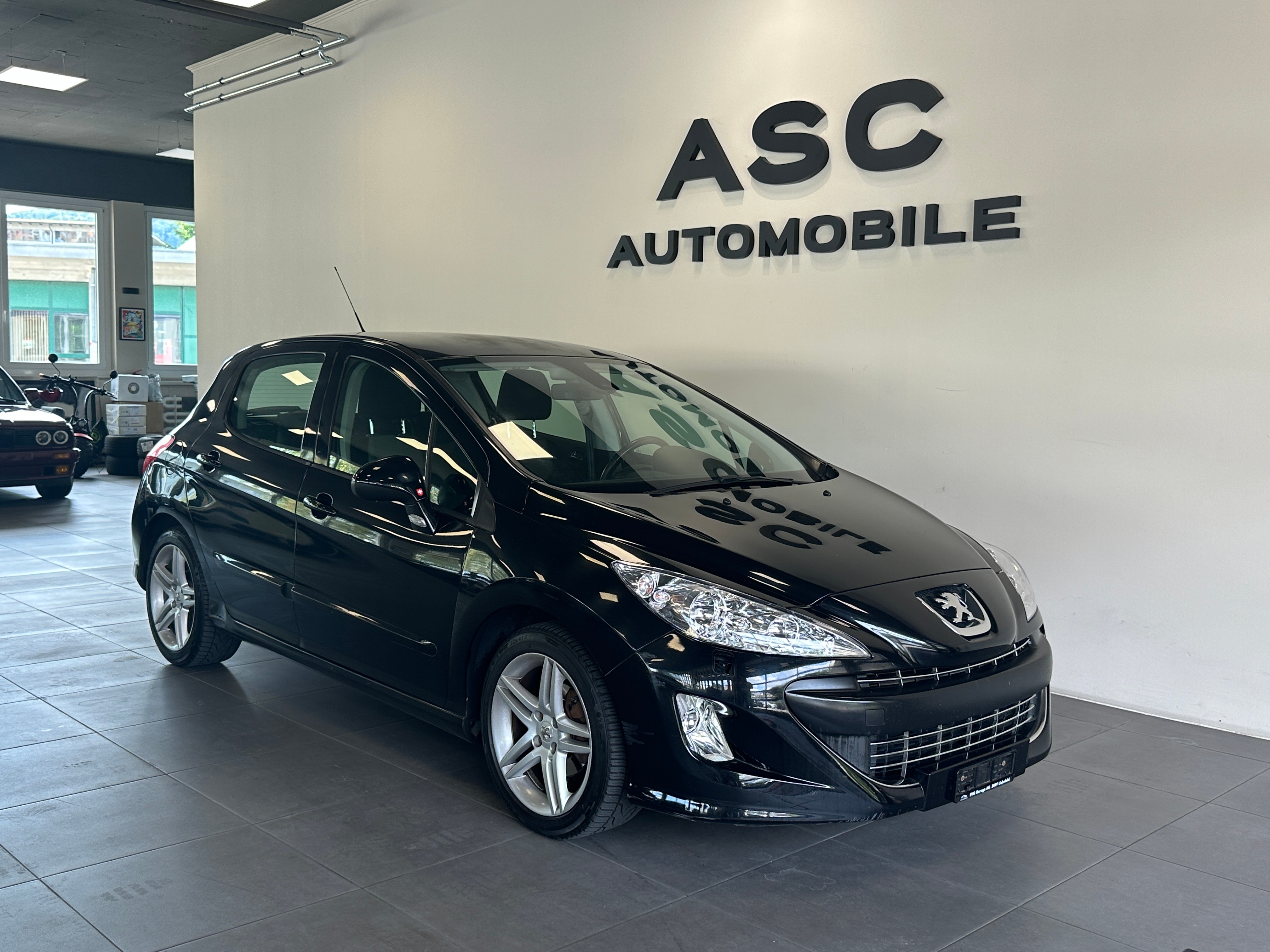 PEUGEOT 308 1.6 HDI Sport