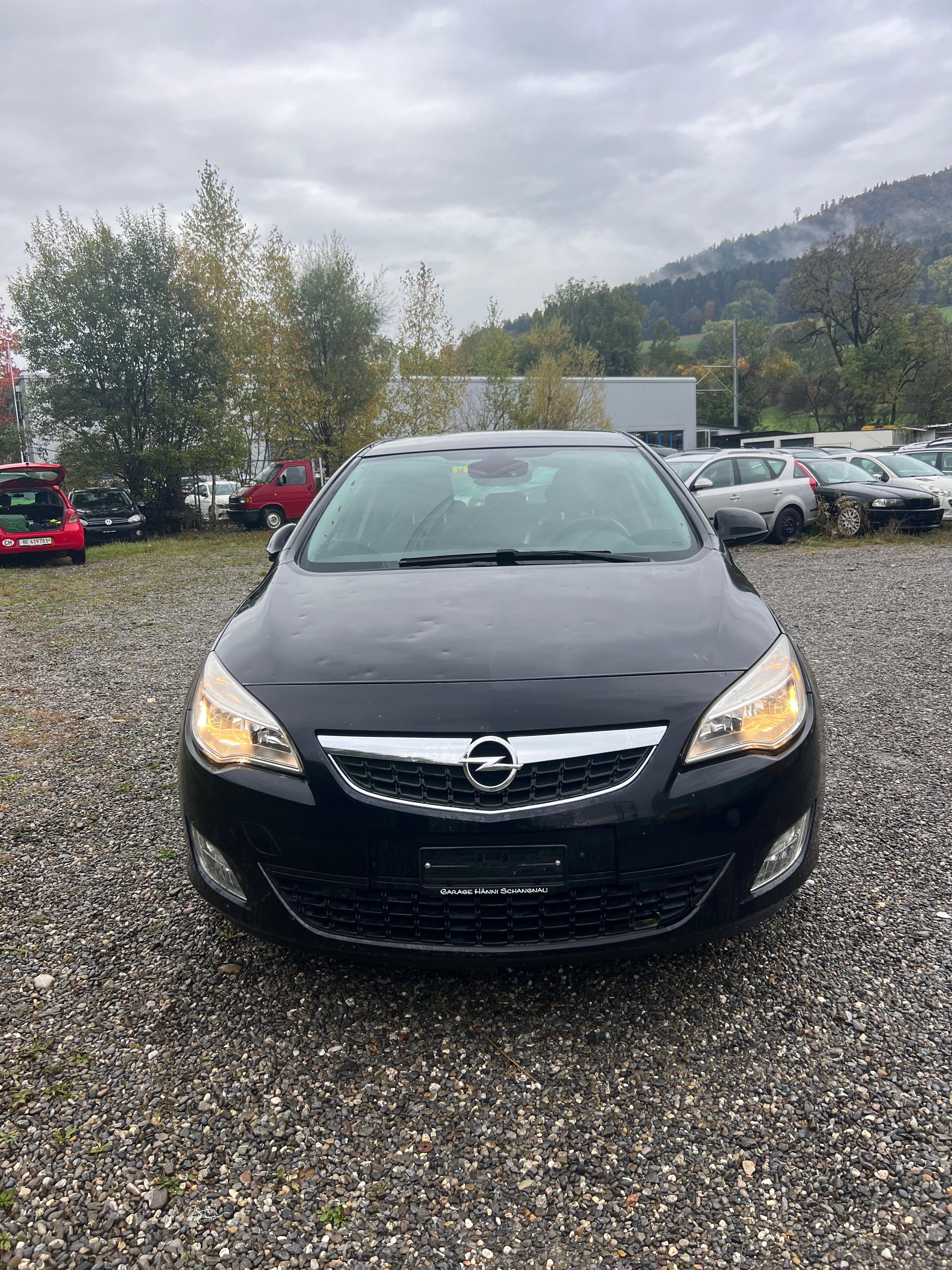 OPEL Astra 1.6i 16V Enjoy