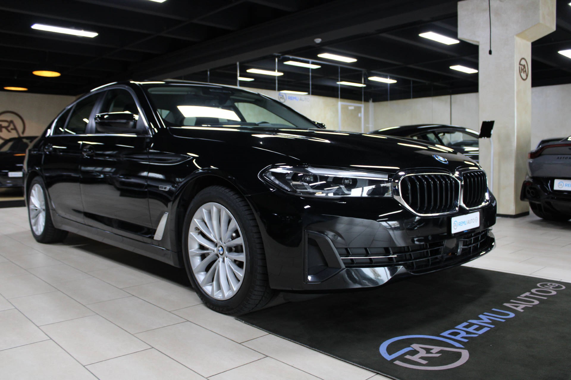 BMW 530e