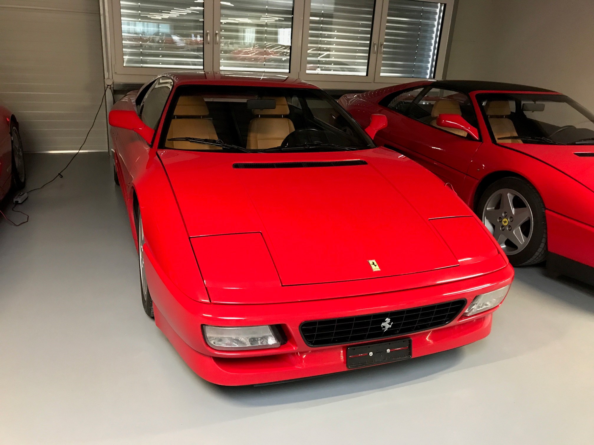 FERRARI 348 GTB