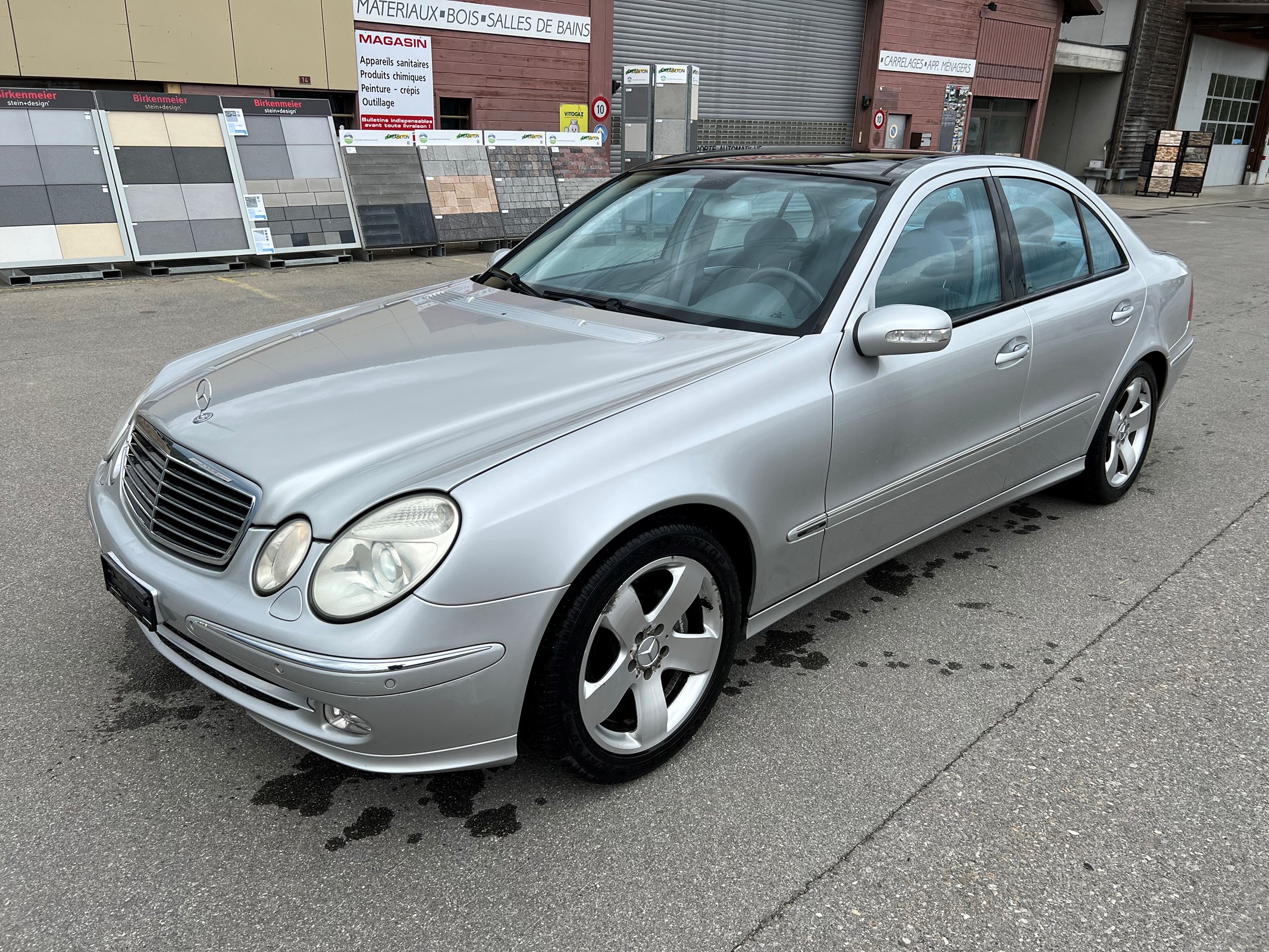 MERCEDES-BENZ E 400 V8 CDI Avantgarde Automatic