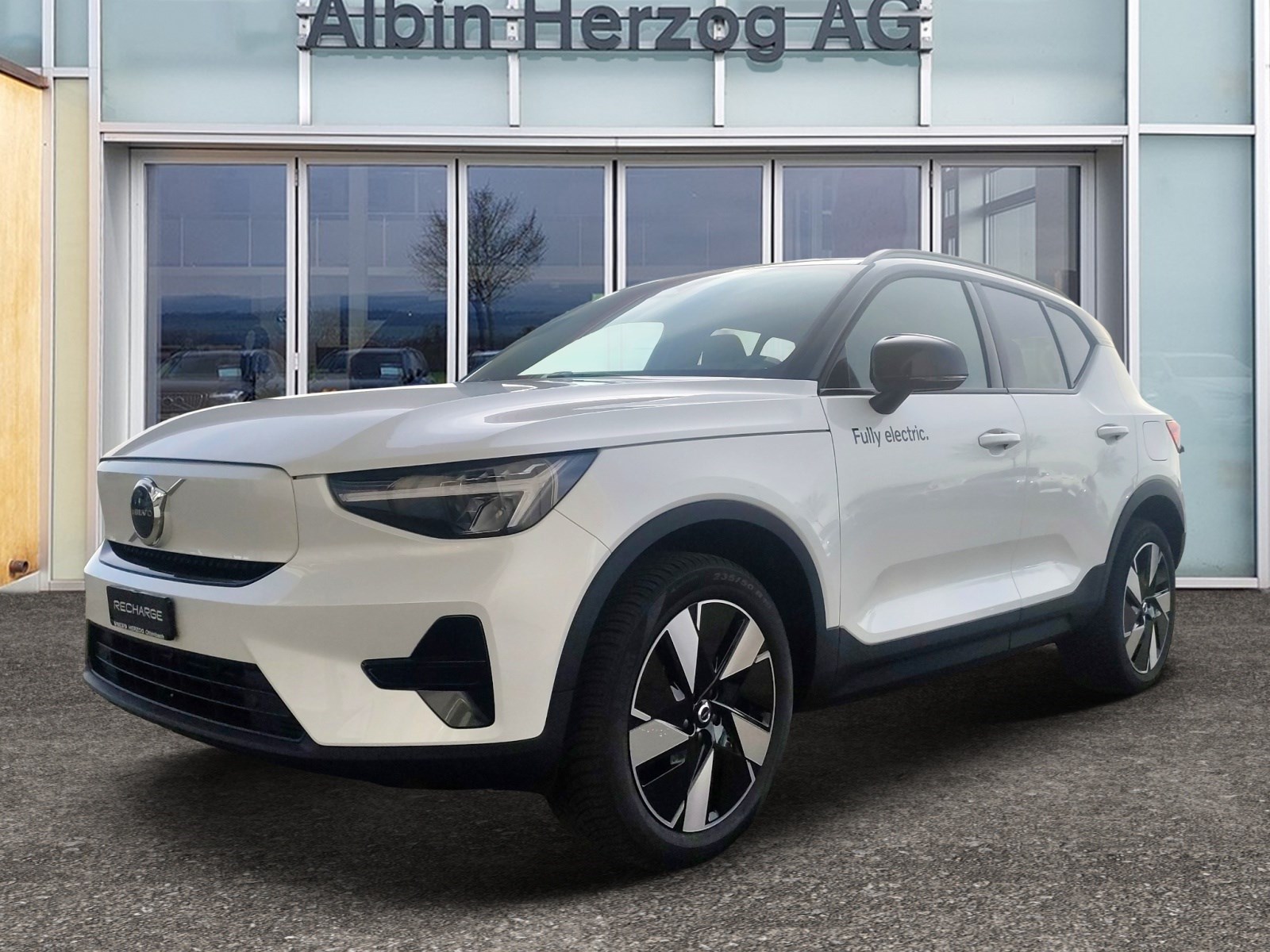 VOLVO XC40 E60 Core