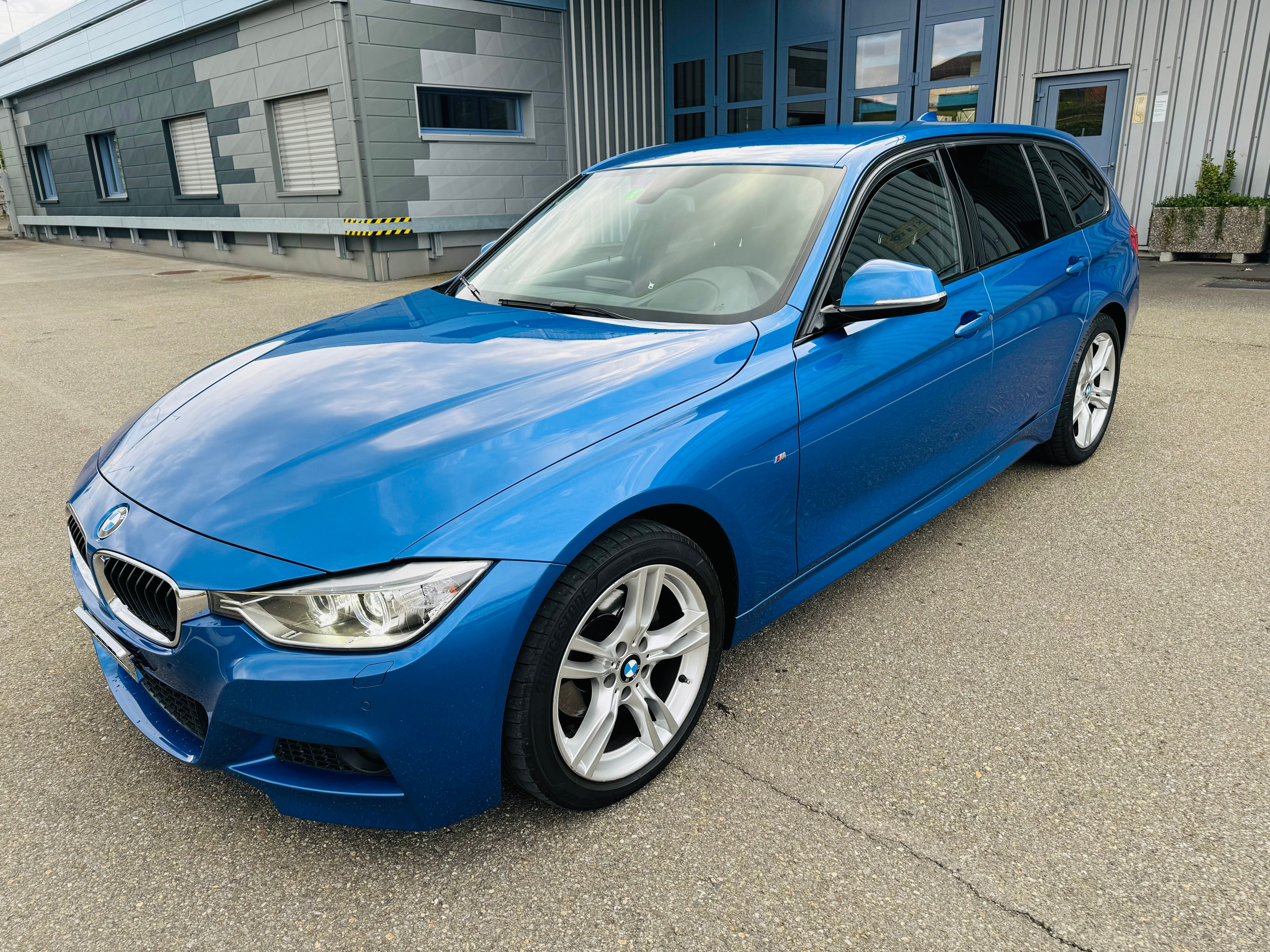 BMW 320d xDrive Touring Steptronic M- Paket