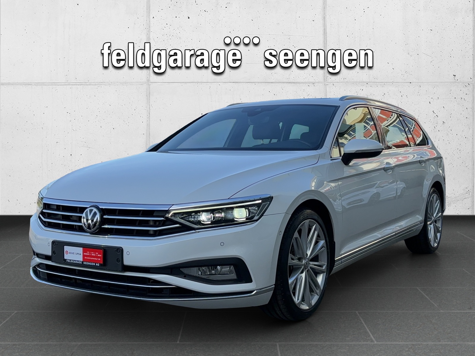 VW Passat Variant 2.0 TSI Elegance 4Motion DSG mit AHK & Standheizung