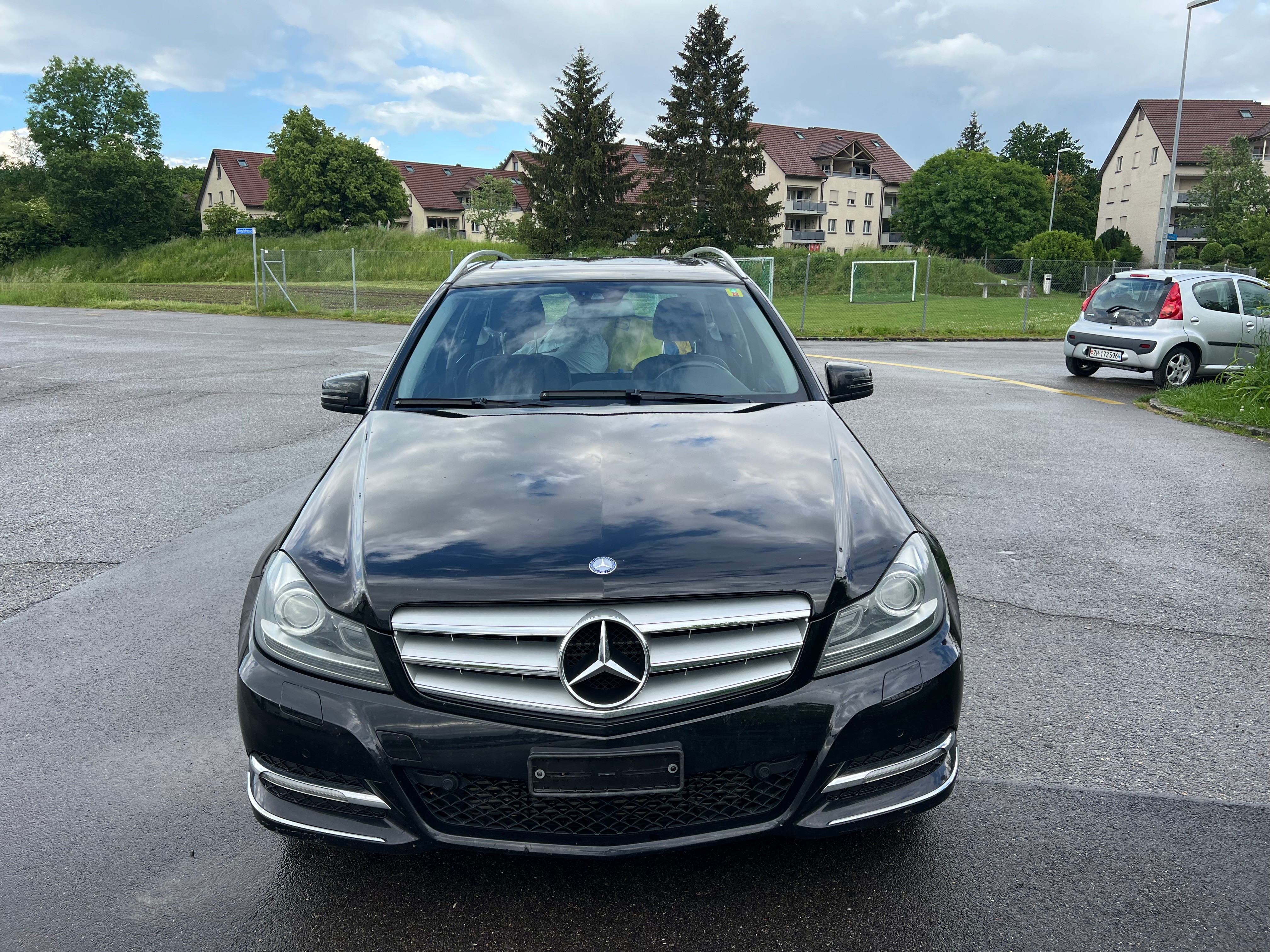 MERCEDES-BENZ C 250