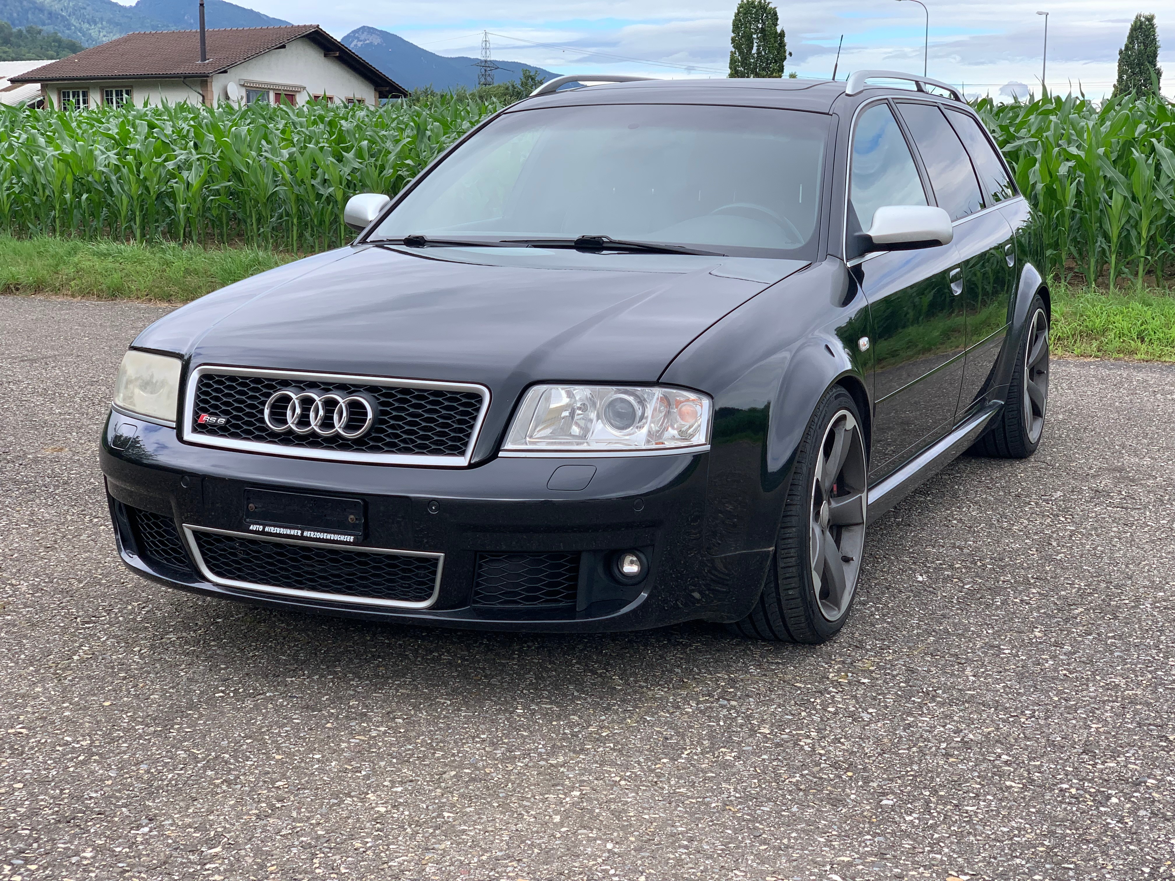 AUDI RS6 Avant quattro tiptronic