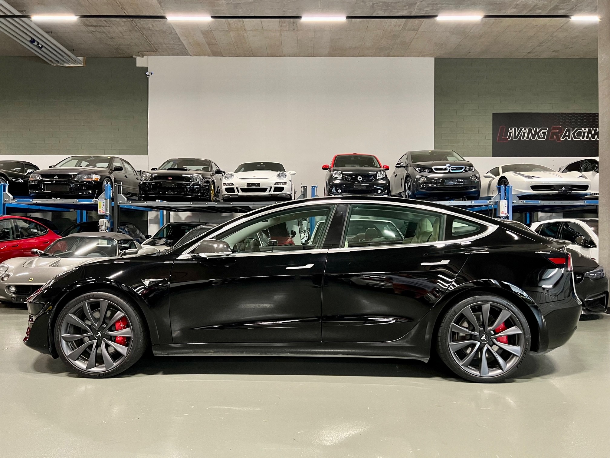 TESLA Model 3 Performance Dual Motor AWD