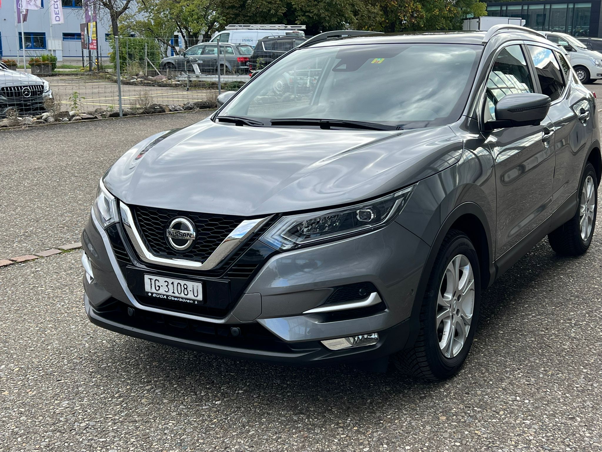 NISSAN Qashqai 1.3 DIG-T tekna DCT