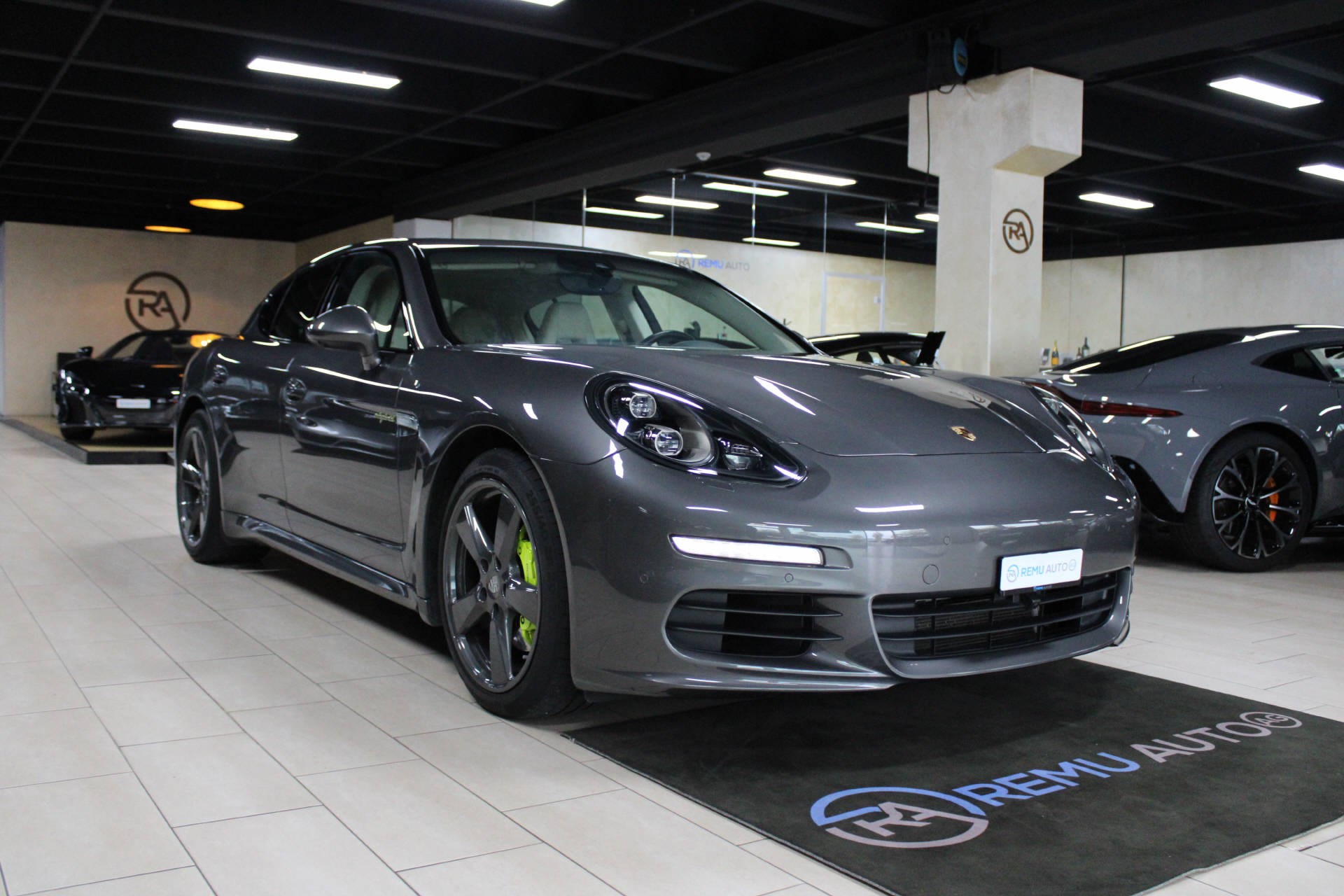 PORSCHE Panamera 3.0 V6 S E-Hybrid