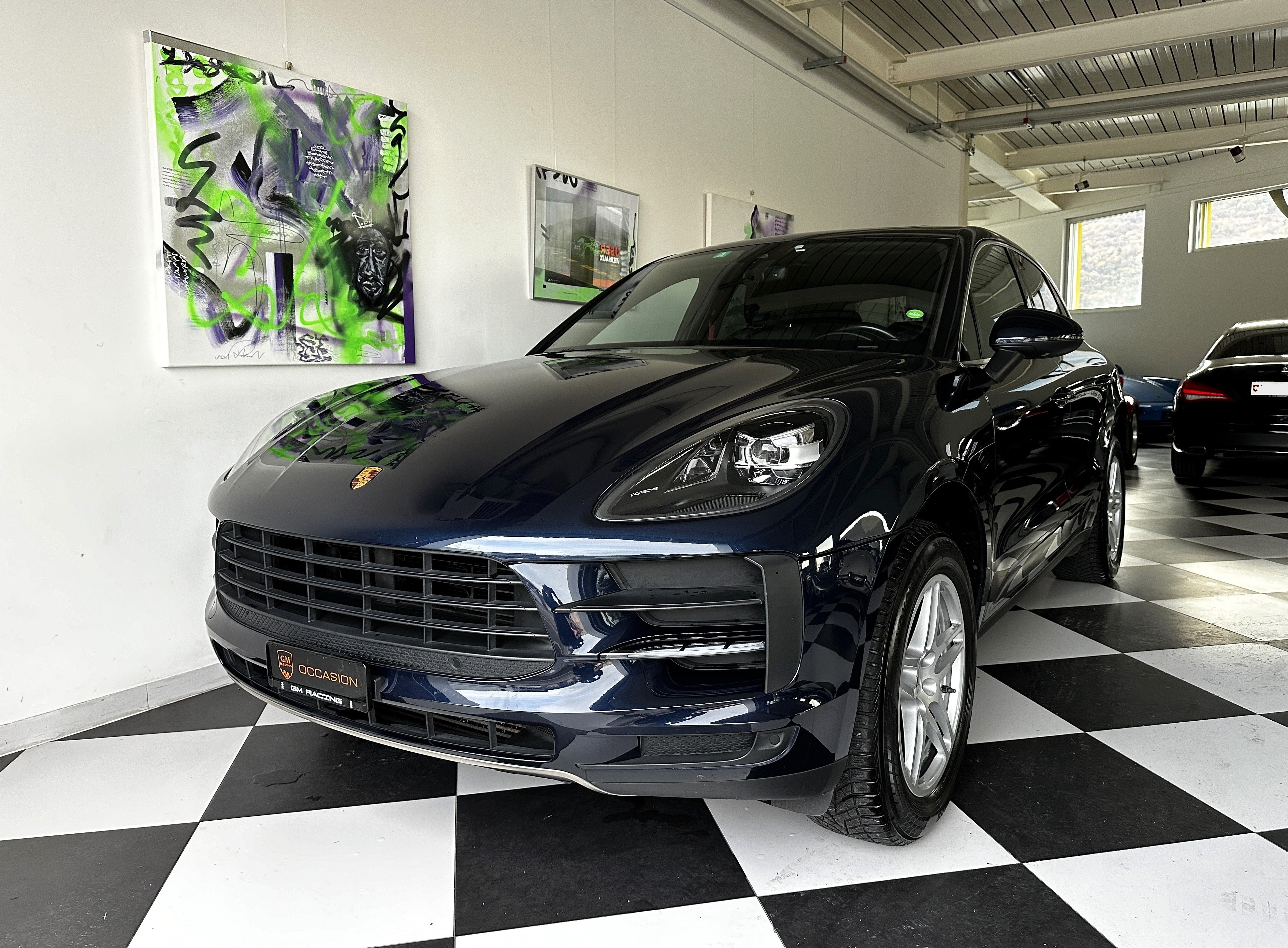 PORSCHE Macan PDK