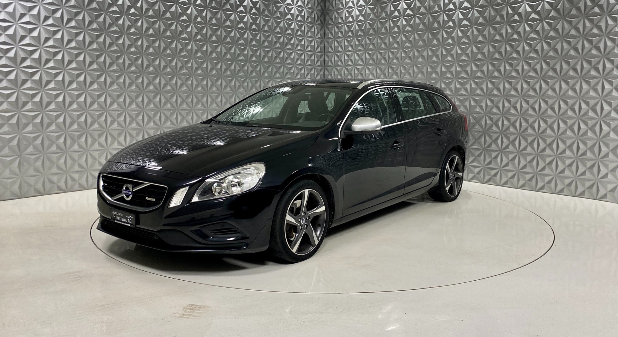 VOLVO V60 T6 AWD R-Design Geartronic