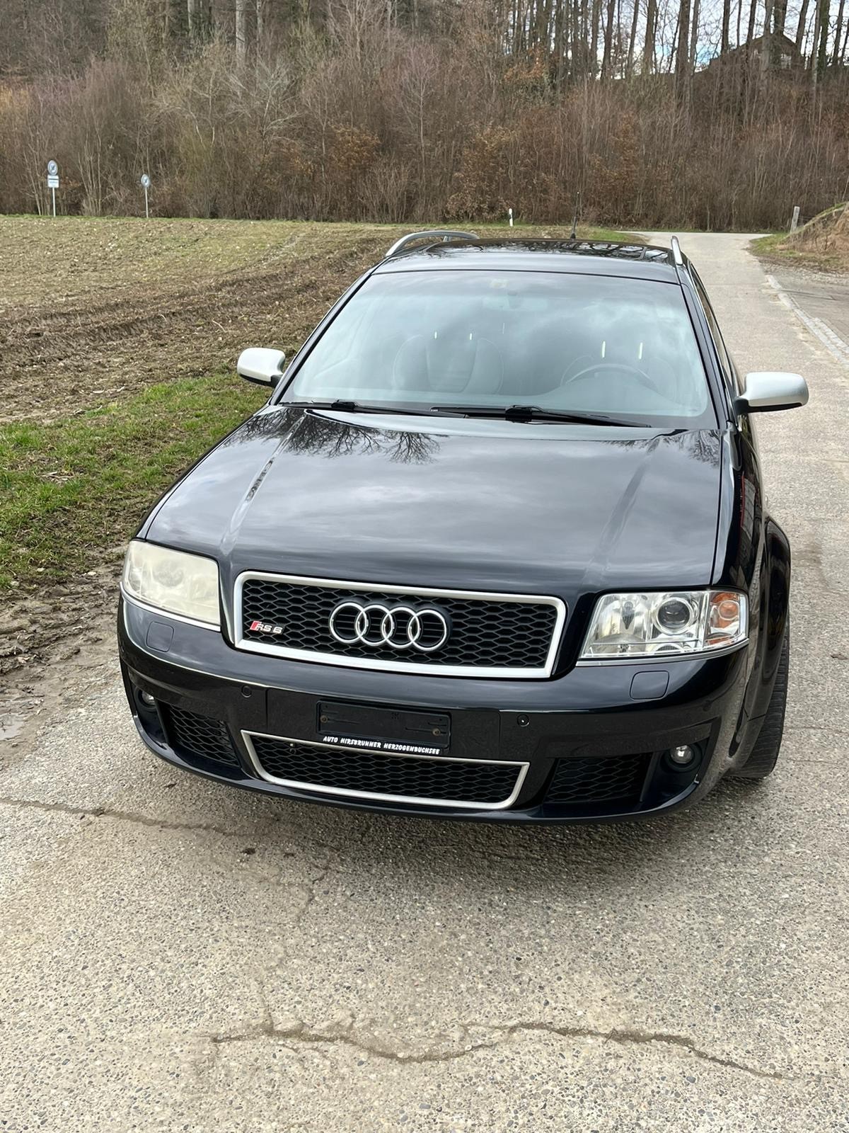 AUDI RS6 Avant quattro tiptronic