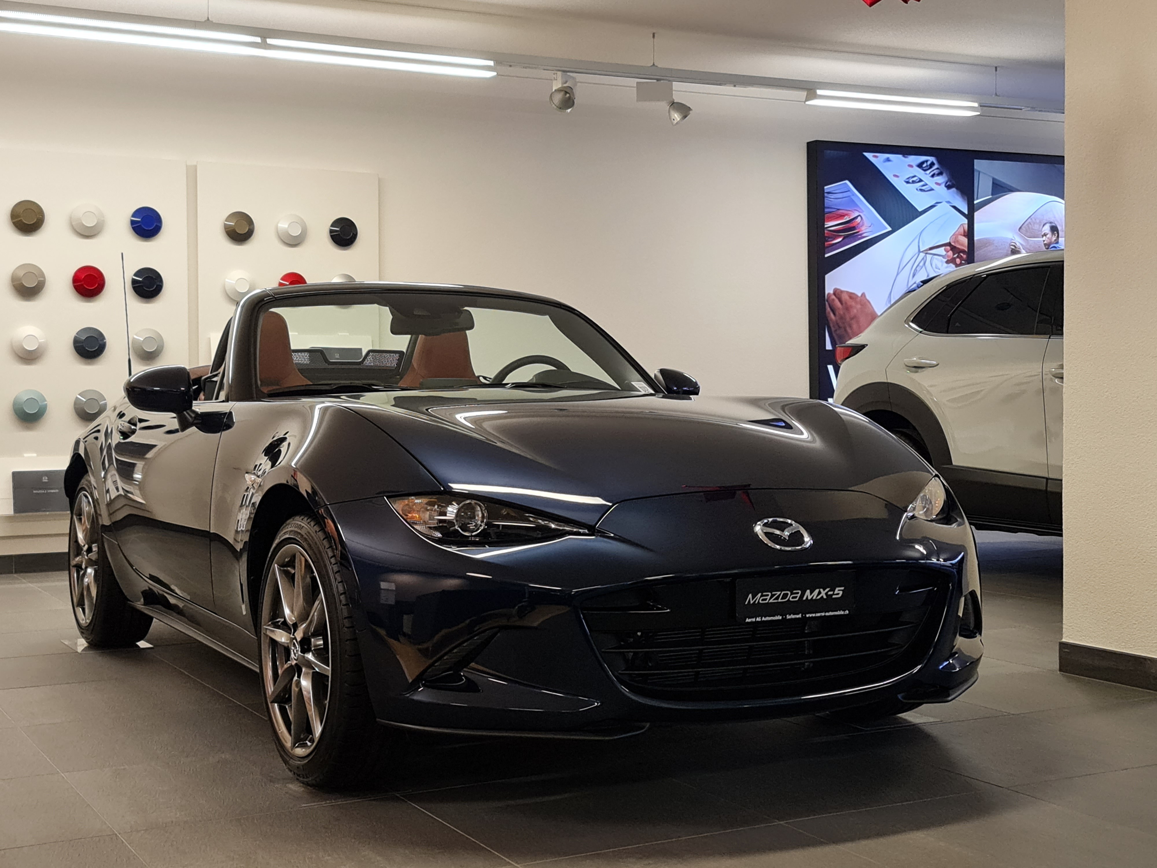 MAZDA MX-5 Skyactiv-G 184 Kazari