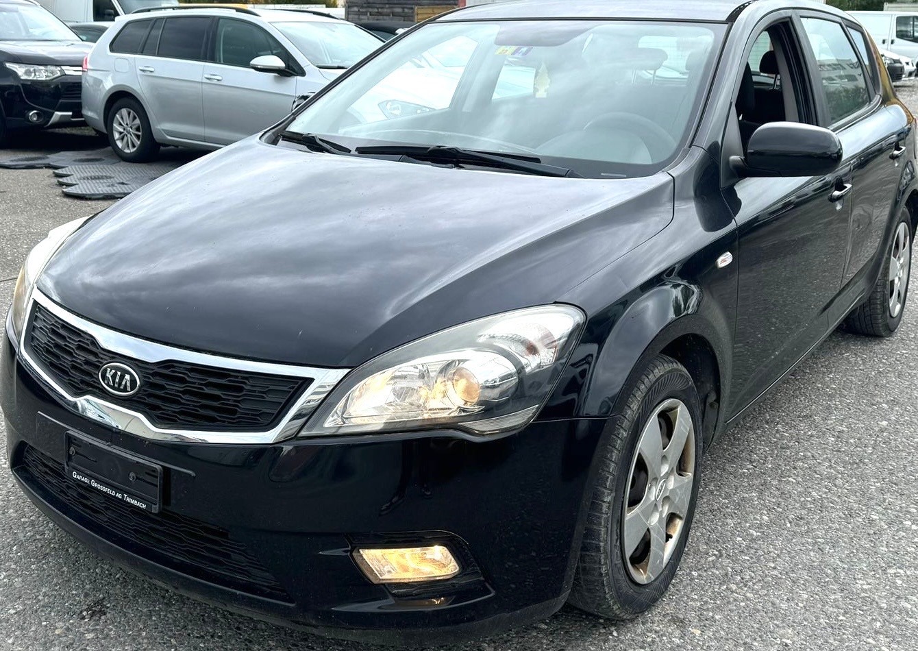 KIA Ceed 1.6 CRDi Style Diesel (Klima ** BO5)