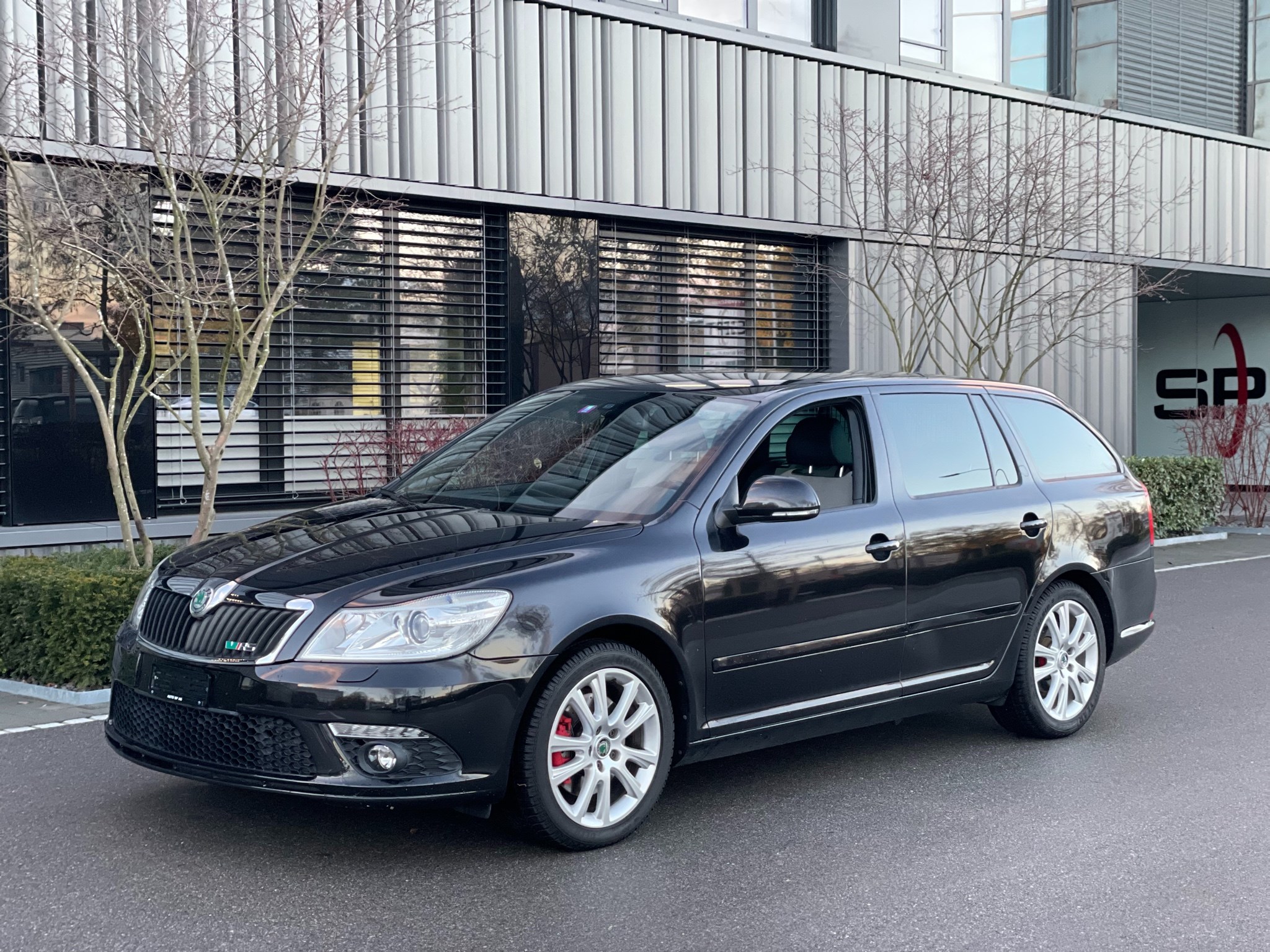 SKODA Octavia Combi 2.0 TSI RS DSG