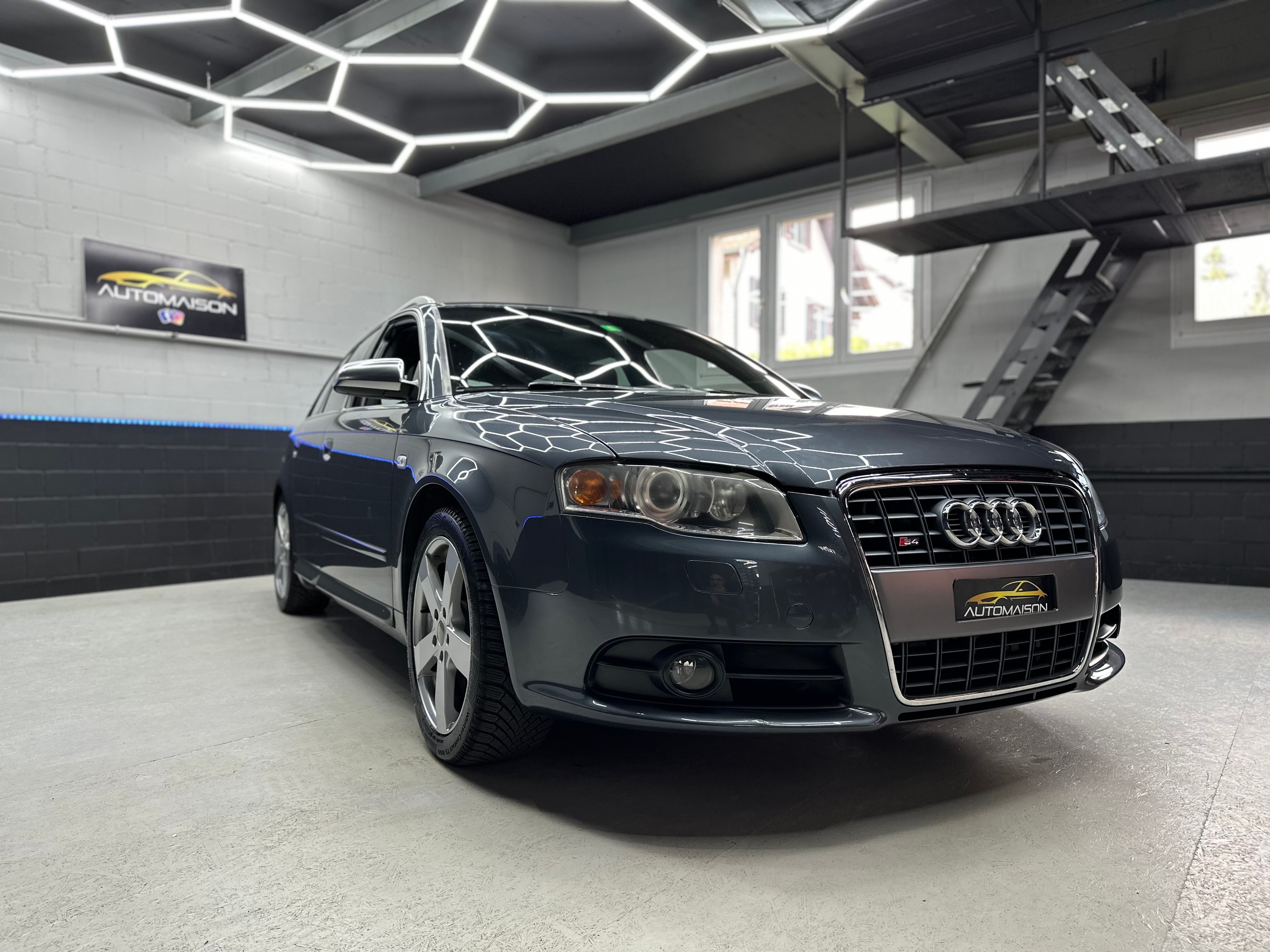 AUDI S4 Avant 4.2 V8 quattro