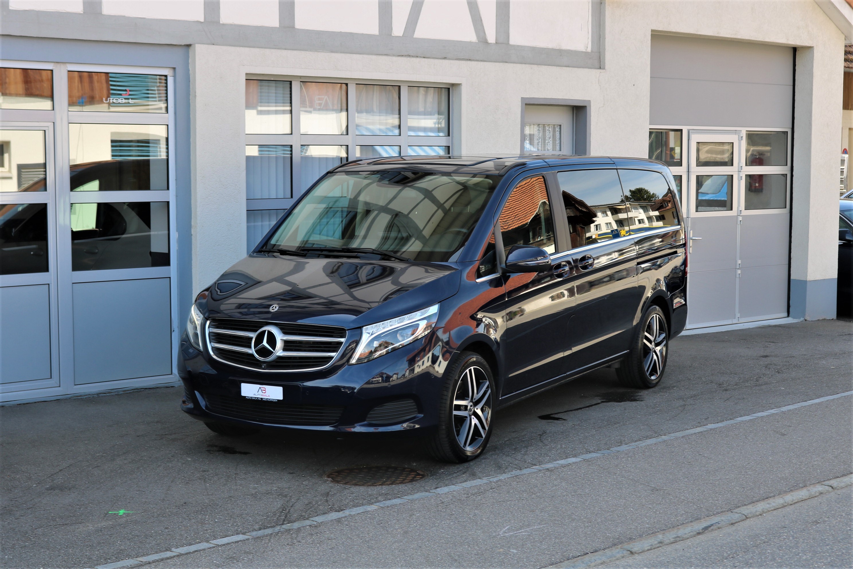 MERCEDES-BENZ V 250 d Avantgarde lang 4Matic 7G-Tronic