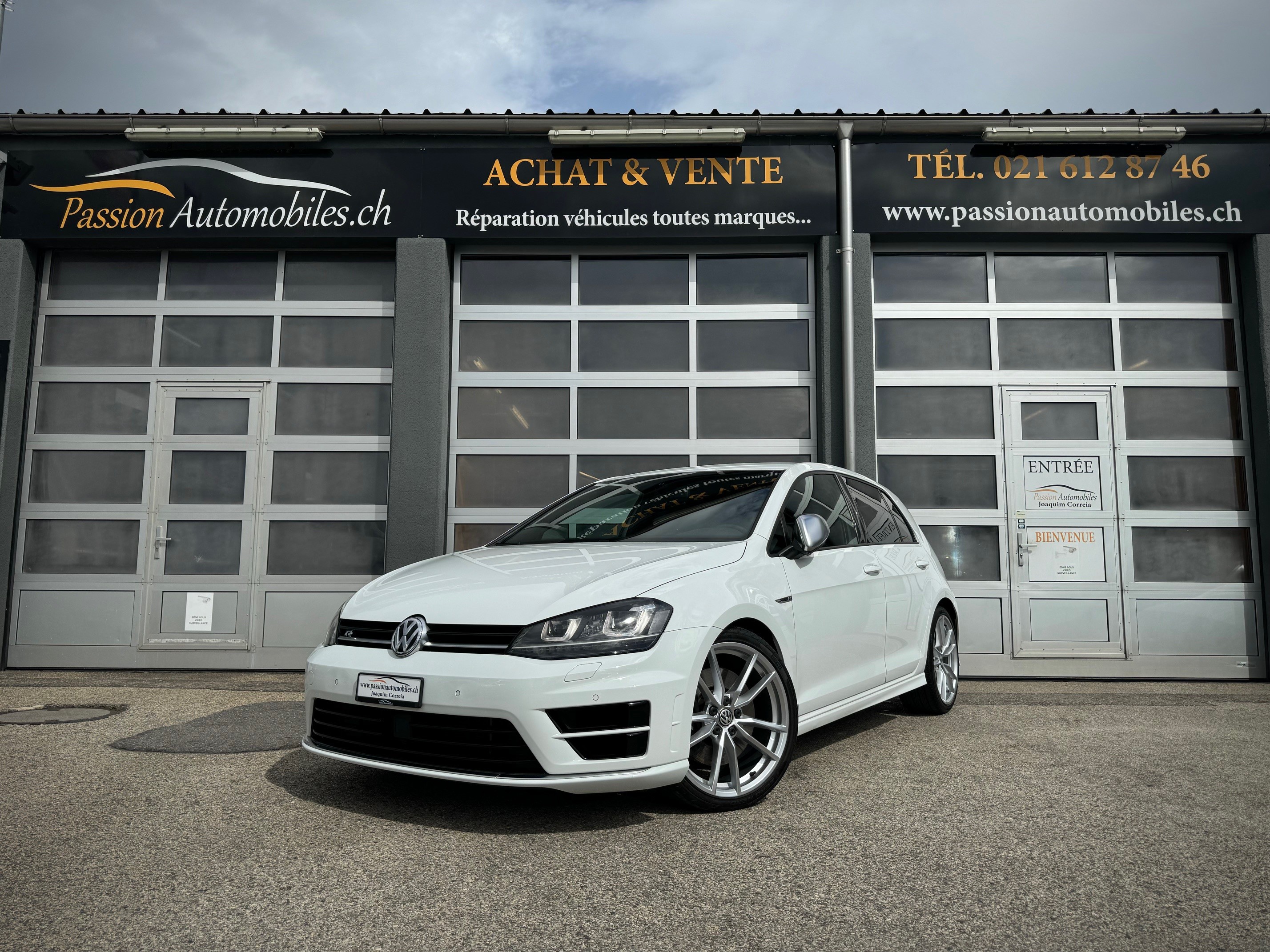 VW Golf 2.0 TSI R 4Motion