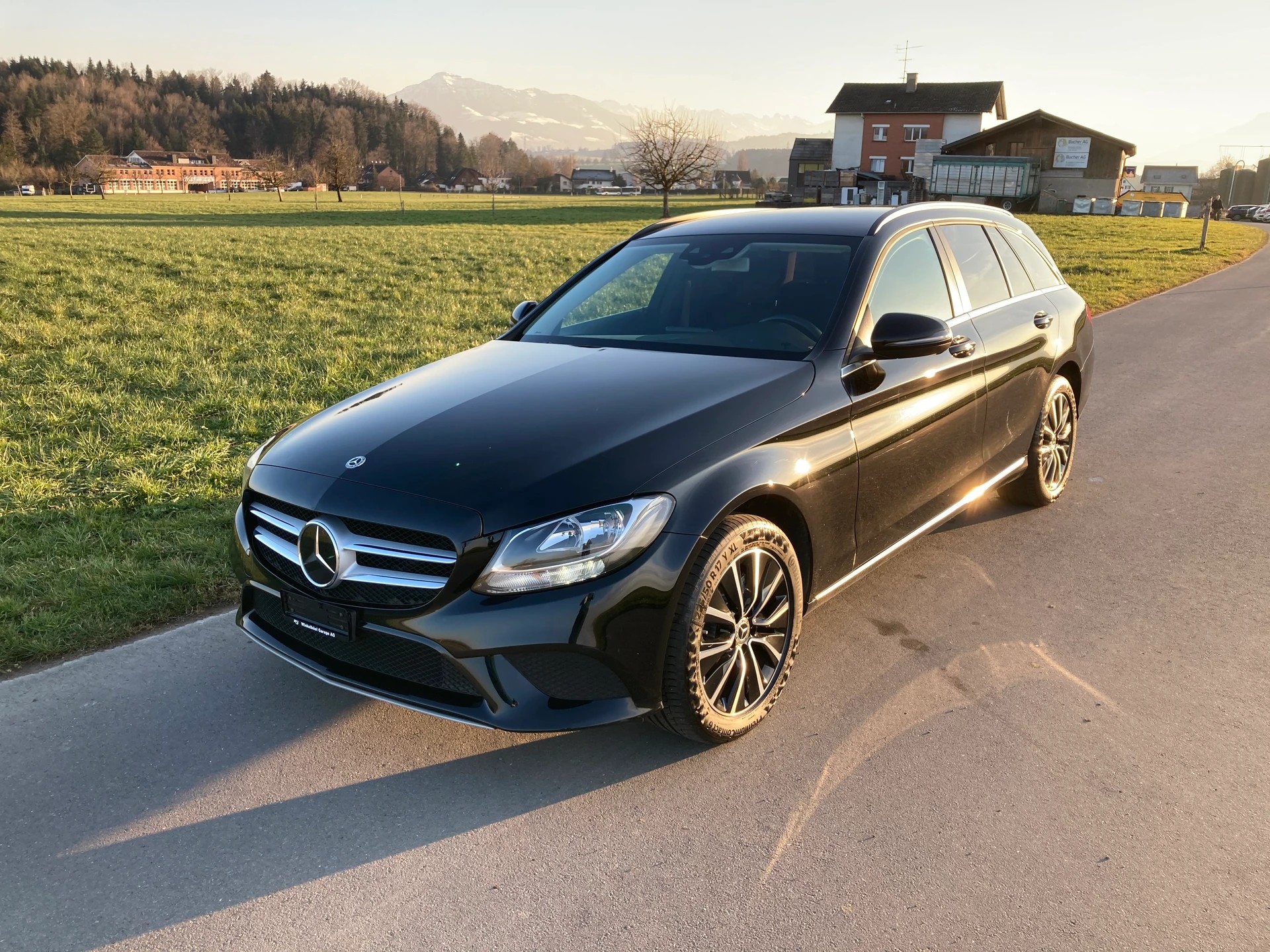 MERCEDES-BENZ C 180 BlueTEC 9G-Tronic **Anhängerkupplung**