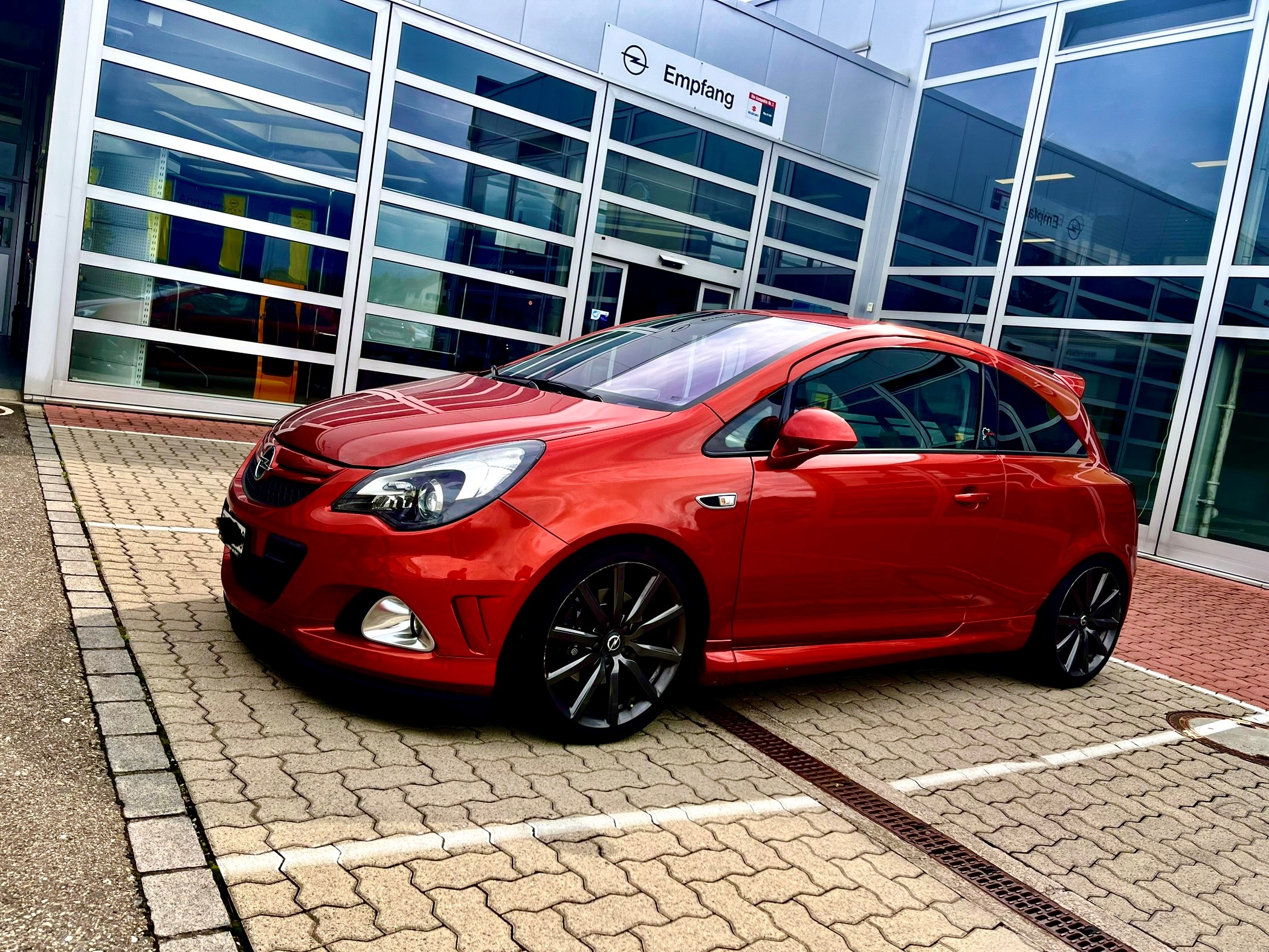 OPEL Corsa 1.6 Turbo OPC Nürburgring Edition