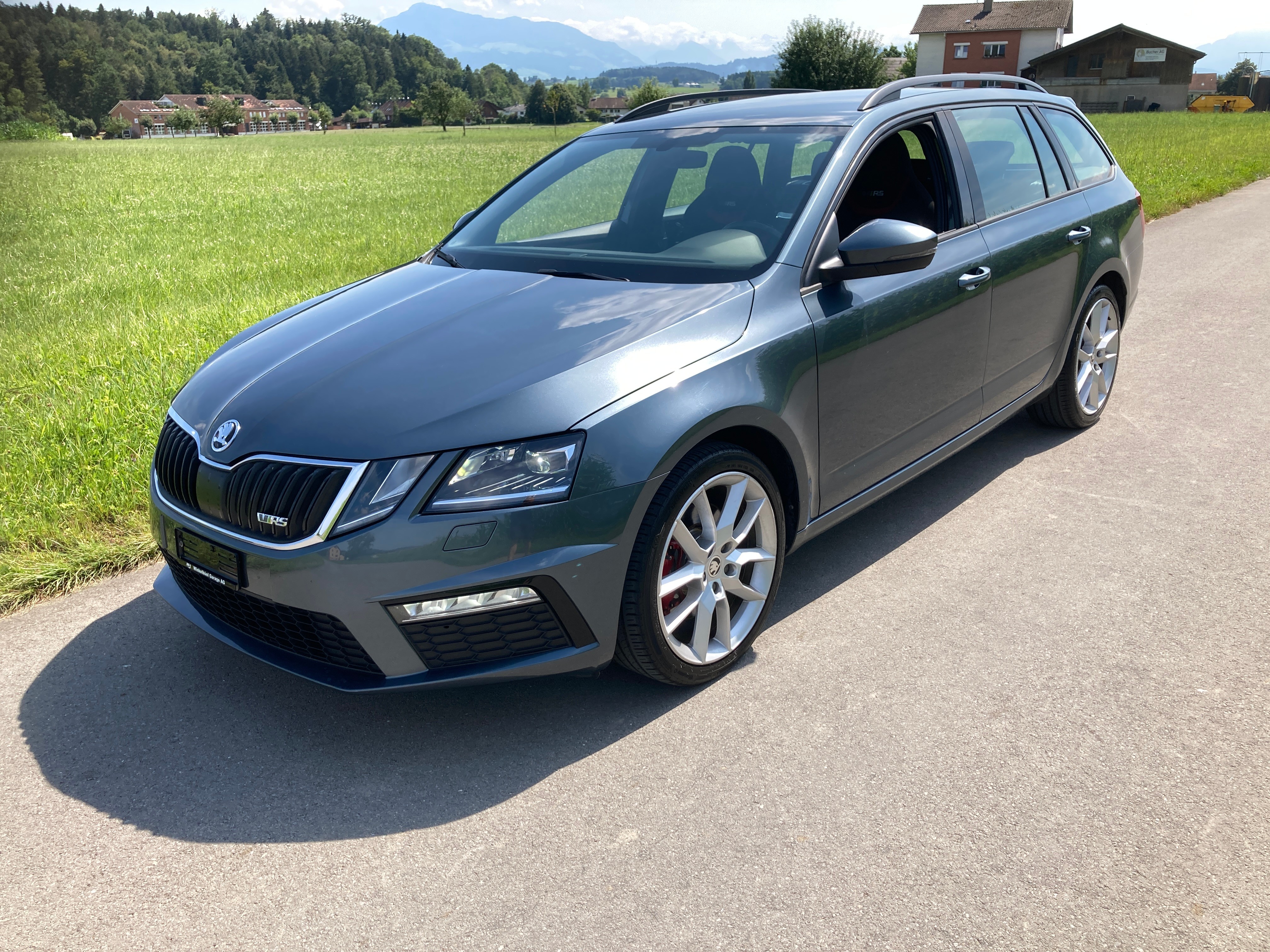 SKODA Octavia Combi 2.0 TDI RS 4x4 DSG mit Anhängerkupplung