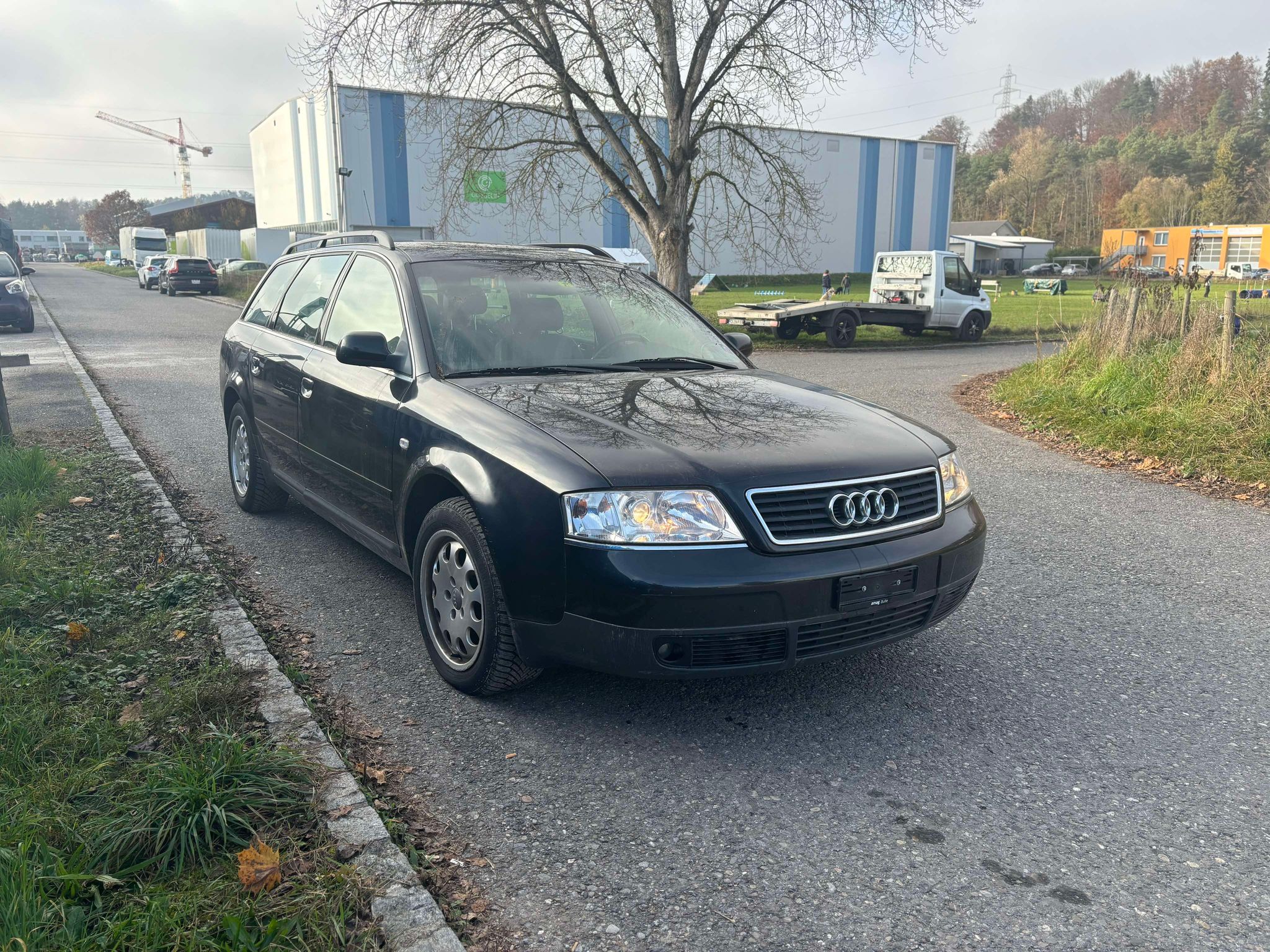 AUDI A6 Avant 2.4 Advance