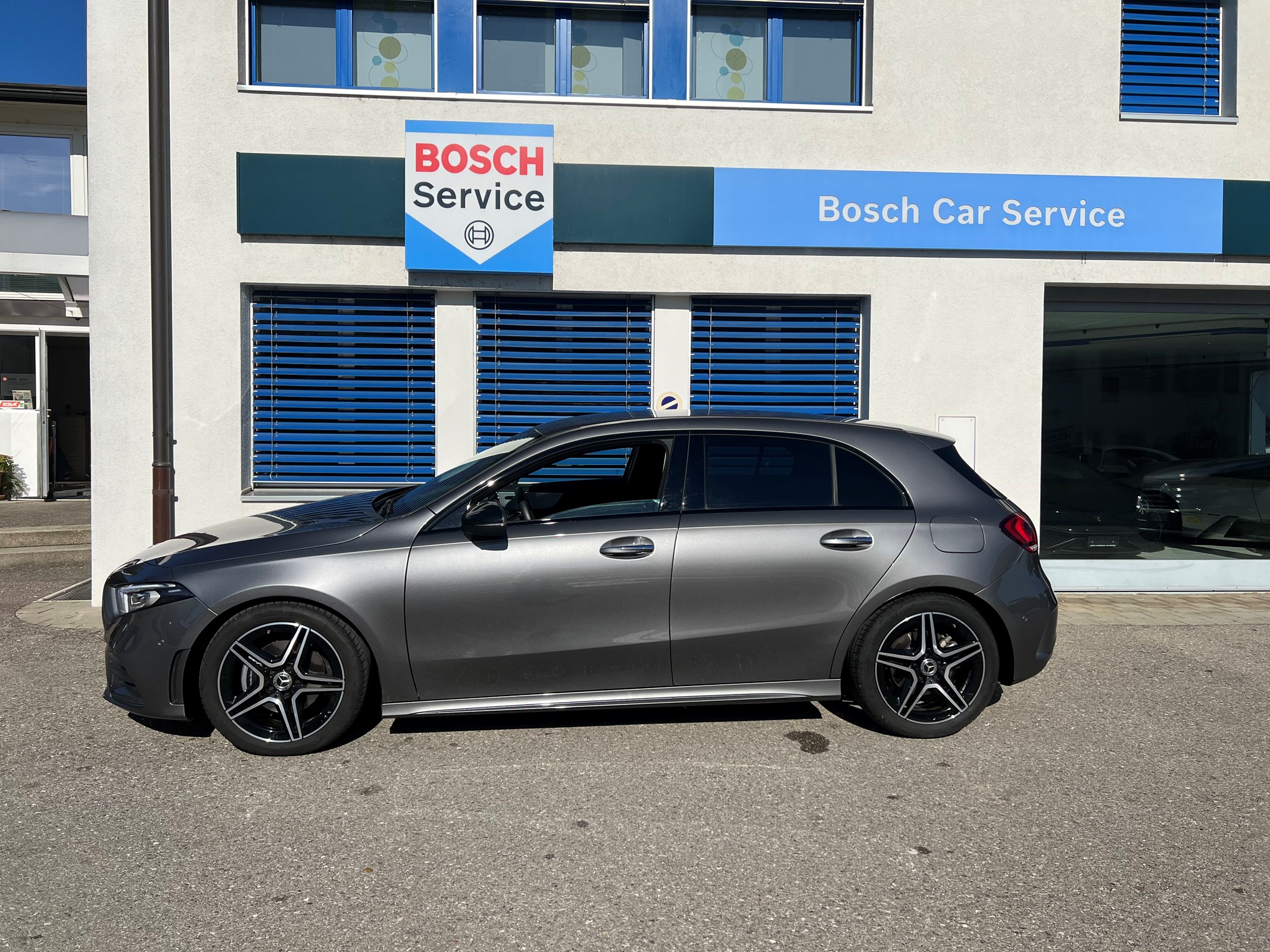 MERCEDES-BENZ A 200 AMG Line 7G-DCT