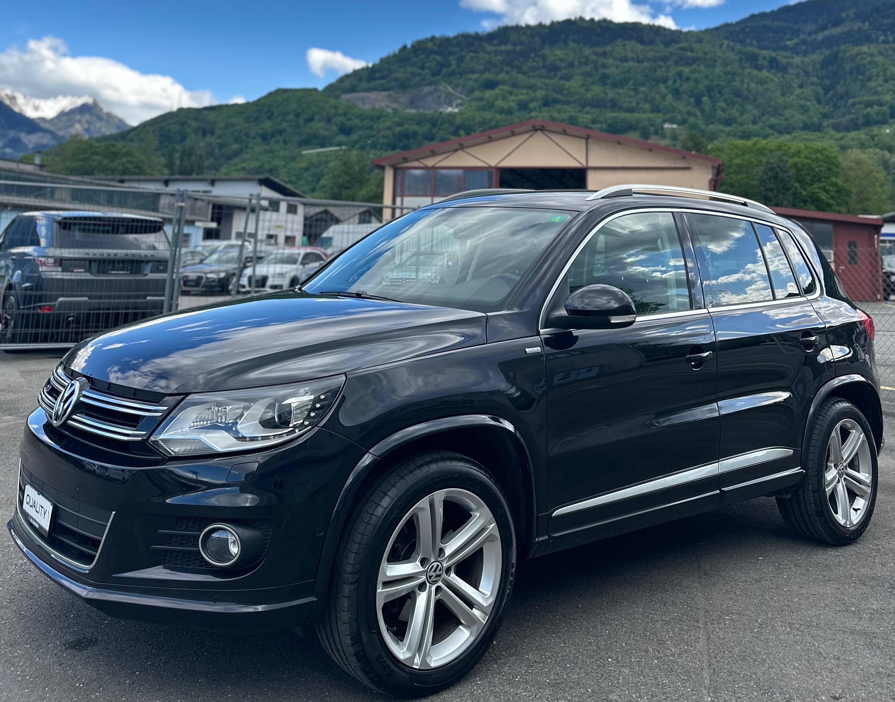 VW Tiguan 2.0 TSI R-Line Design 4Motion