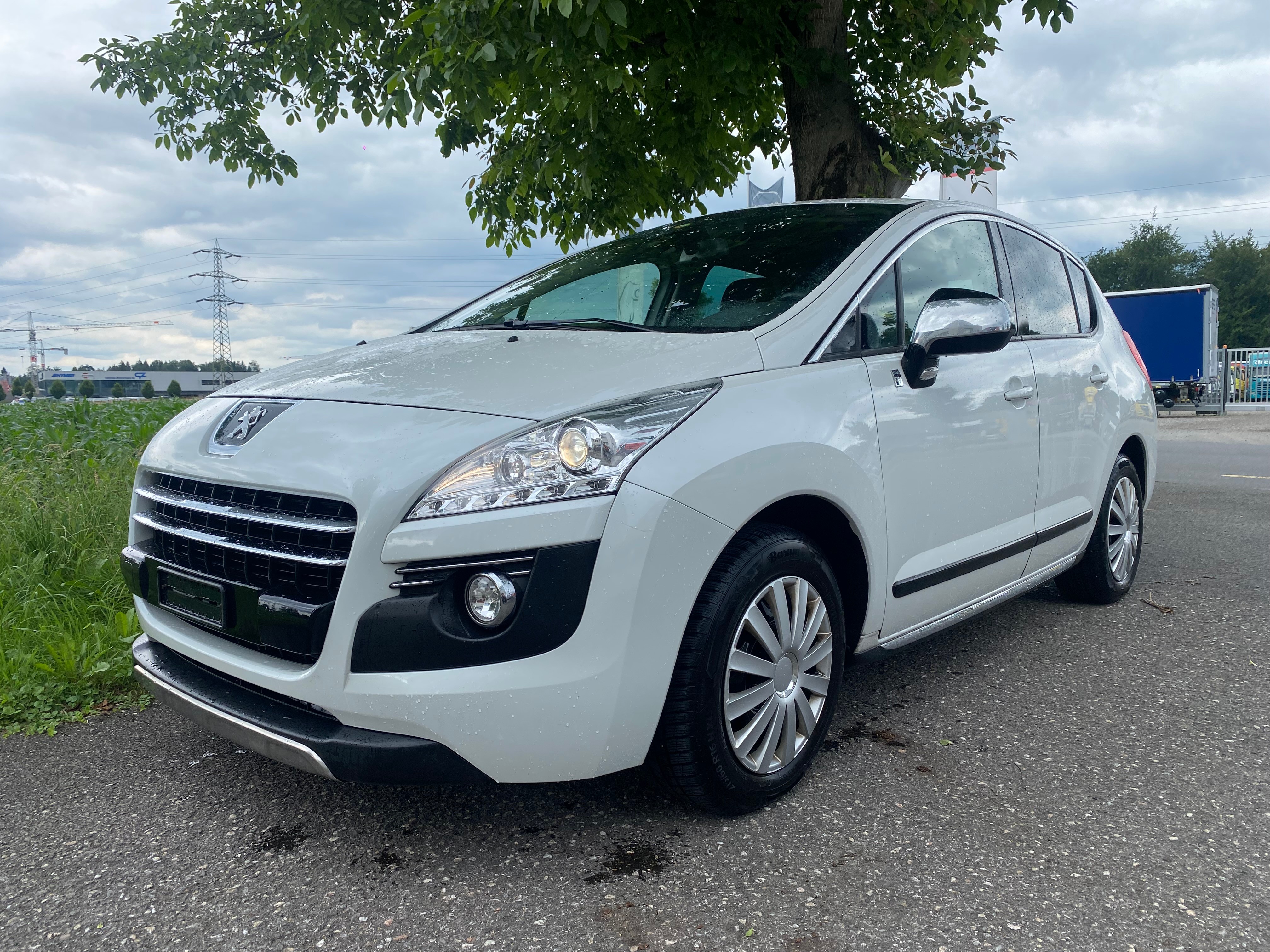 PEUGEOT 3008 HYbrid4 2.0 HDI EGS6