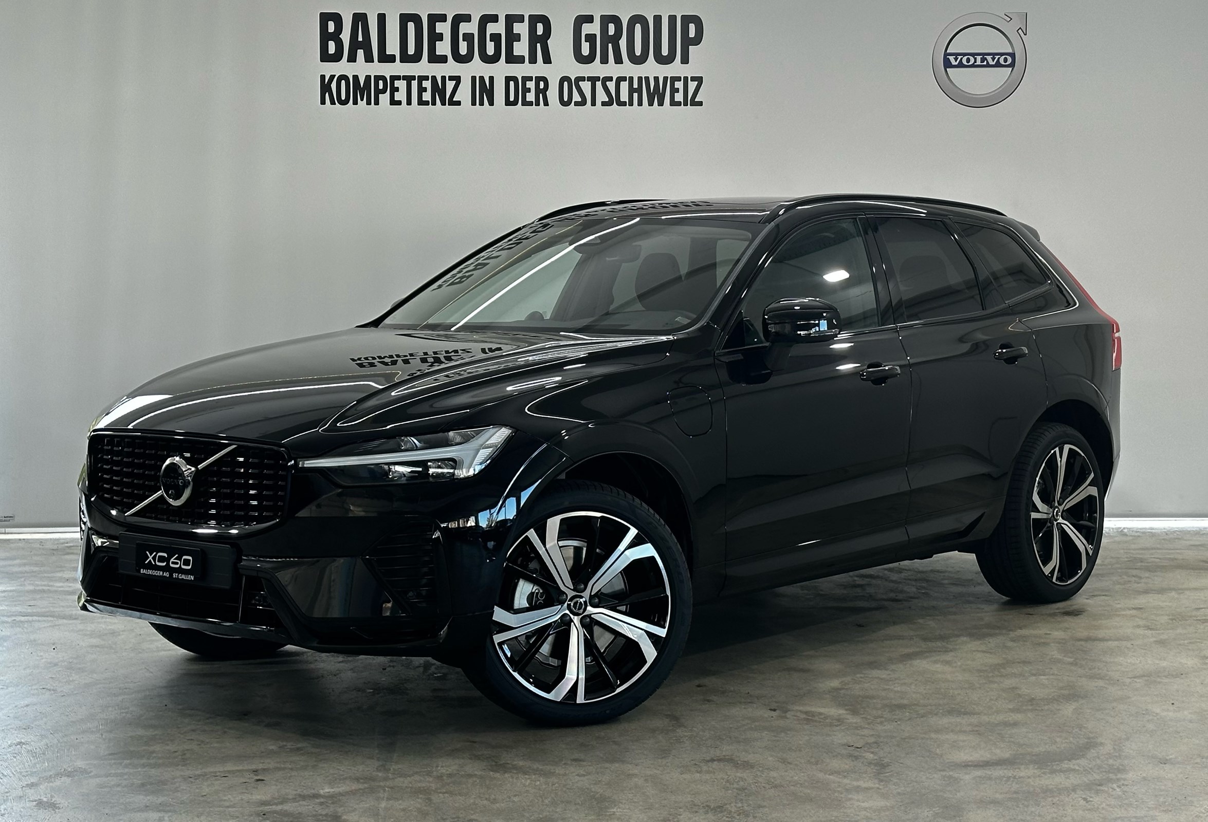 VOLVO XC60 2.0 T8 TE Ultra Dark eAWD