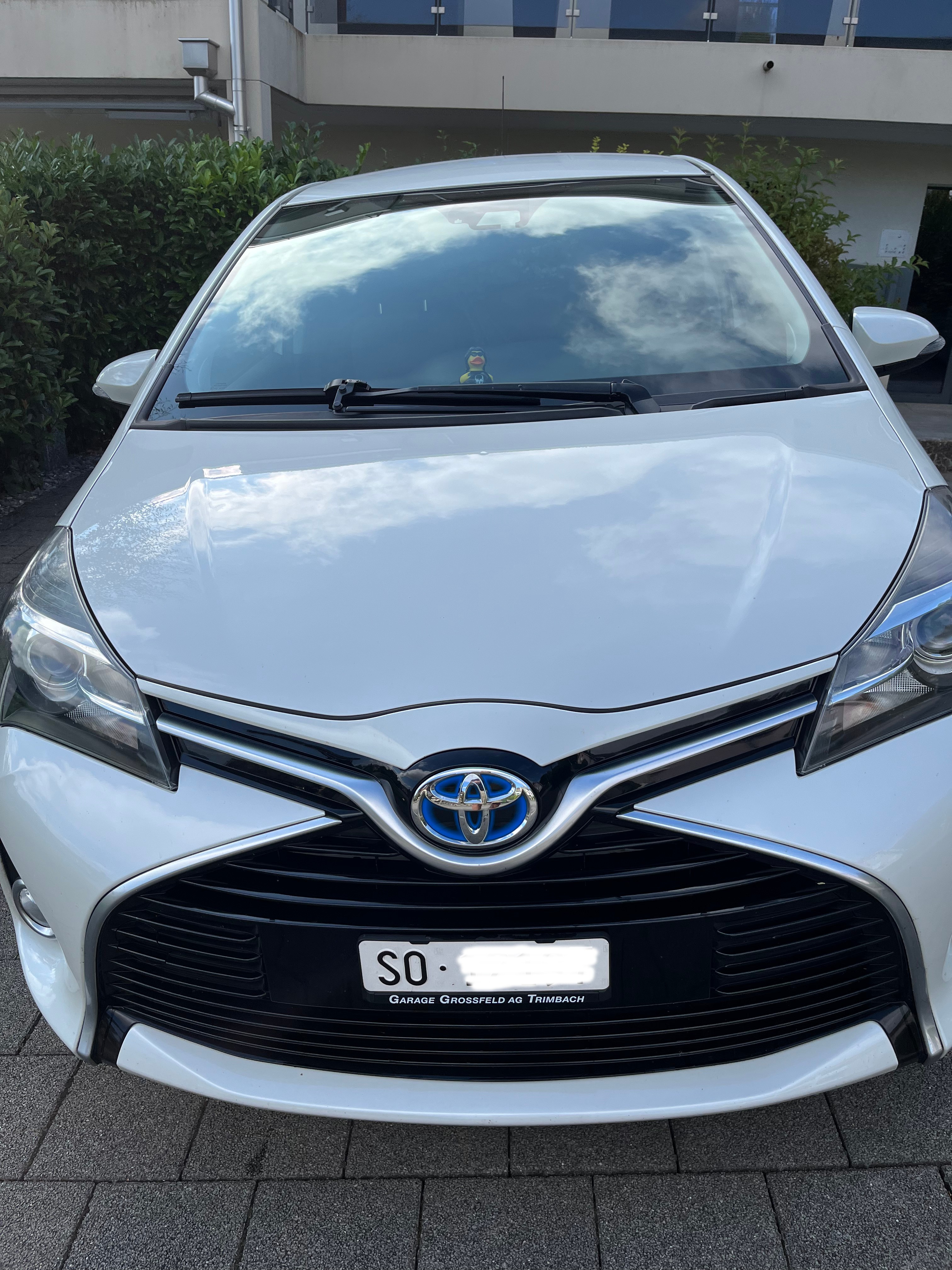 TOYOTA Yaris 1.5 VVT-i Hybrid Trend e-CVT