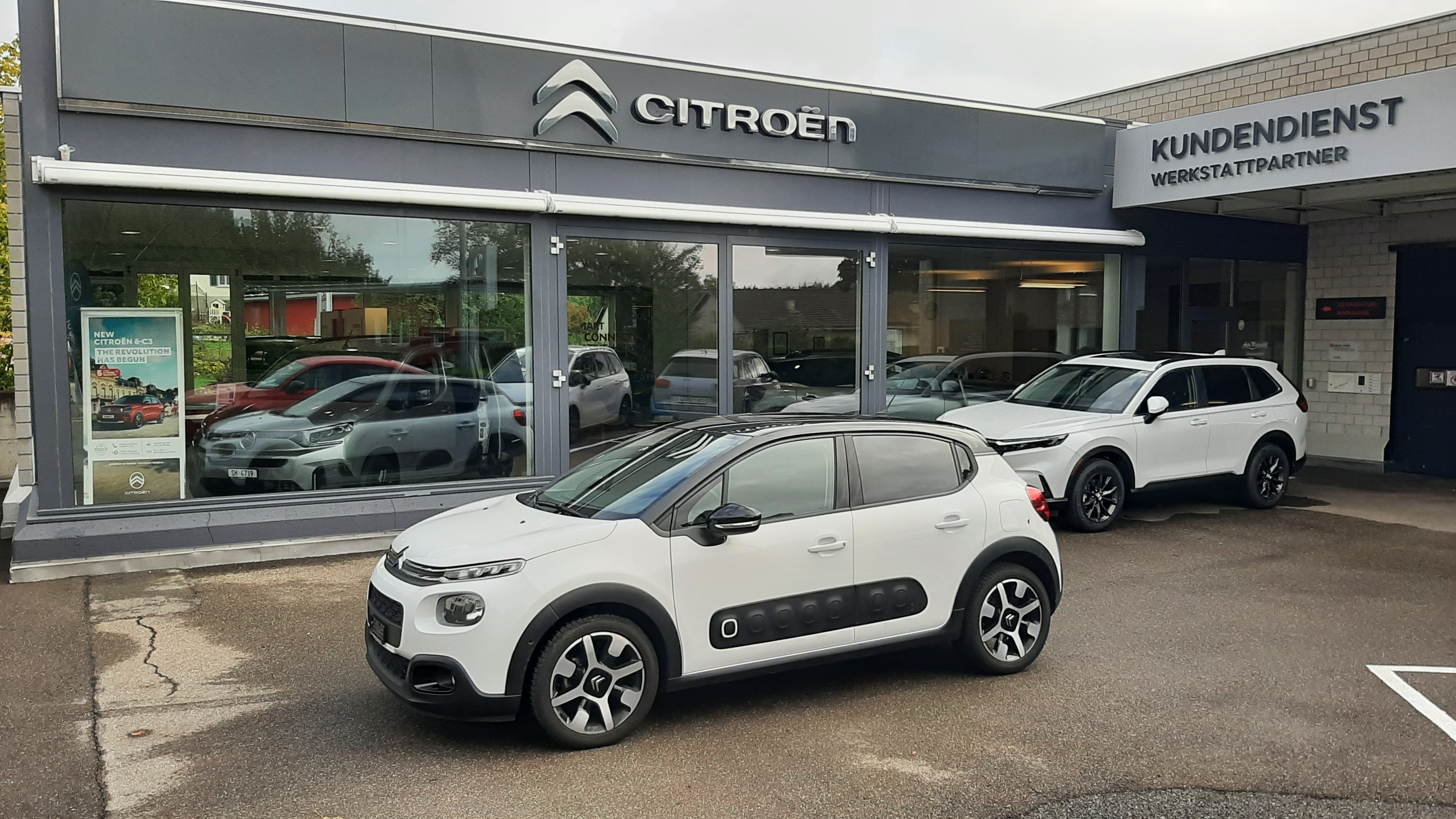 CITROEN C3 1.2i PureTech Shine EAT6