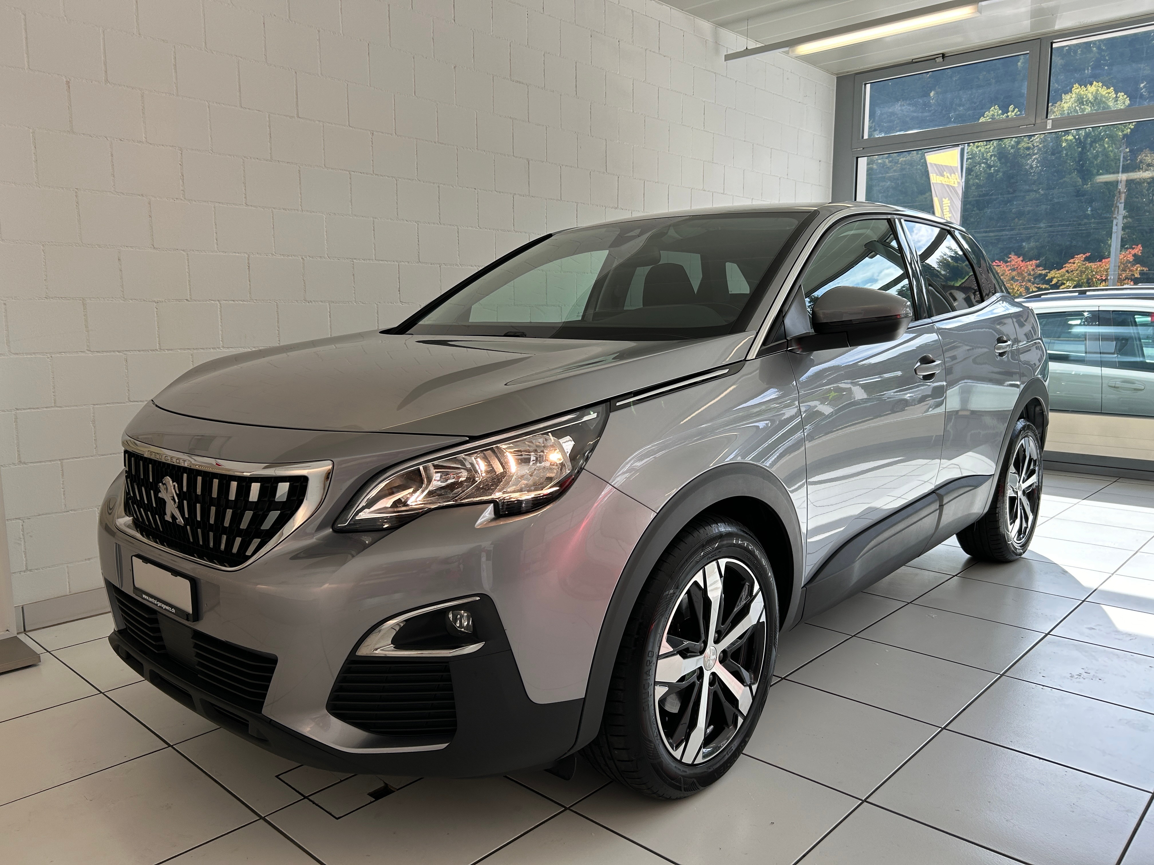 PEUGEOT 3008 1.2 PureTech Allure EAT