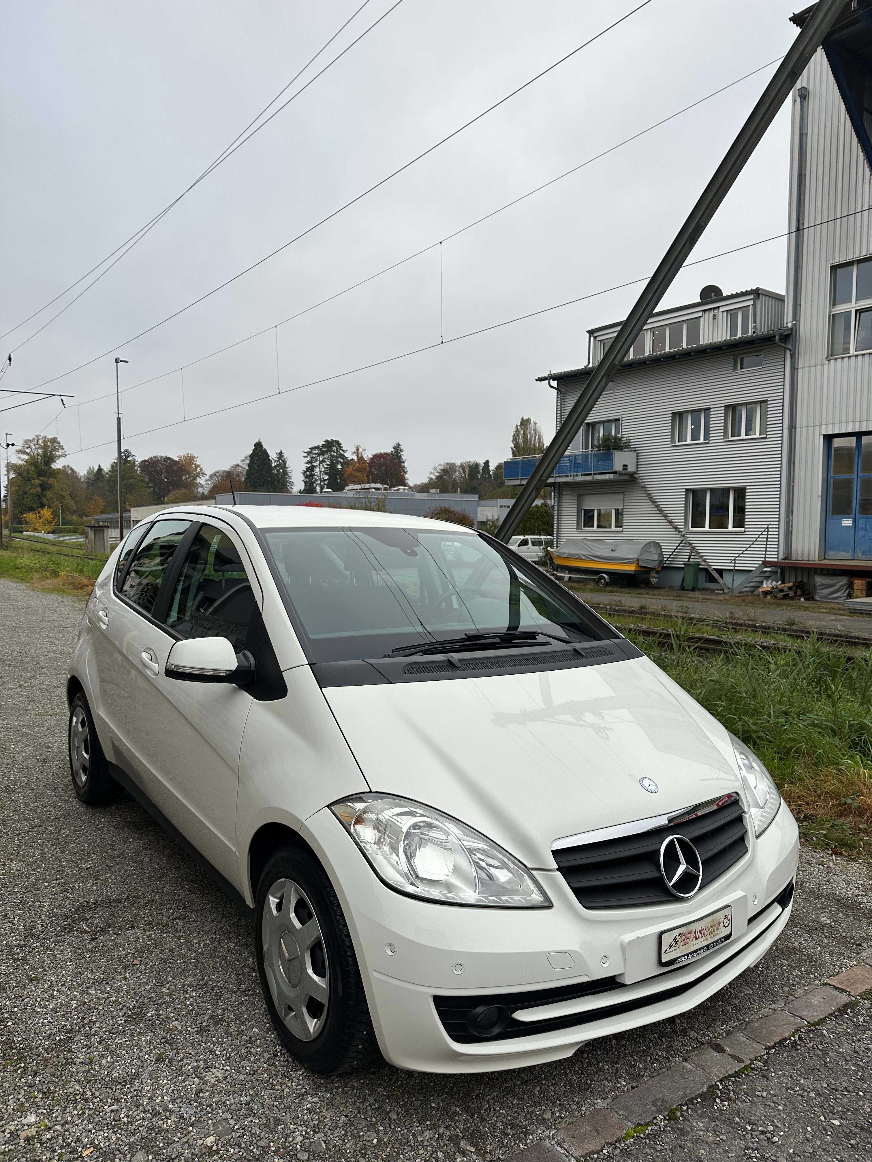 MERCEDES-BENZ A 170