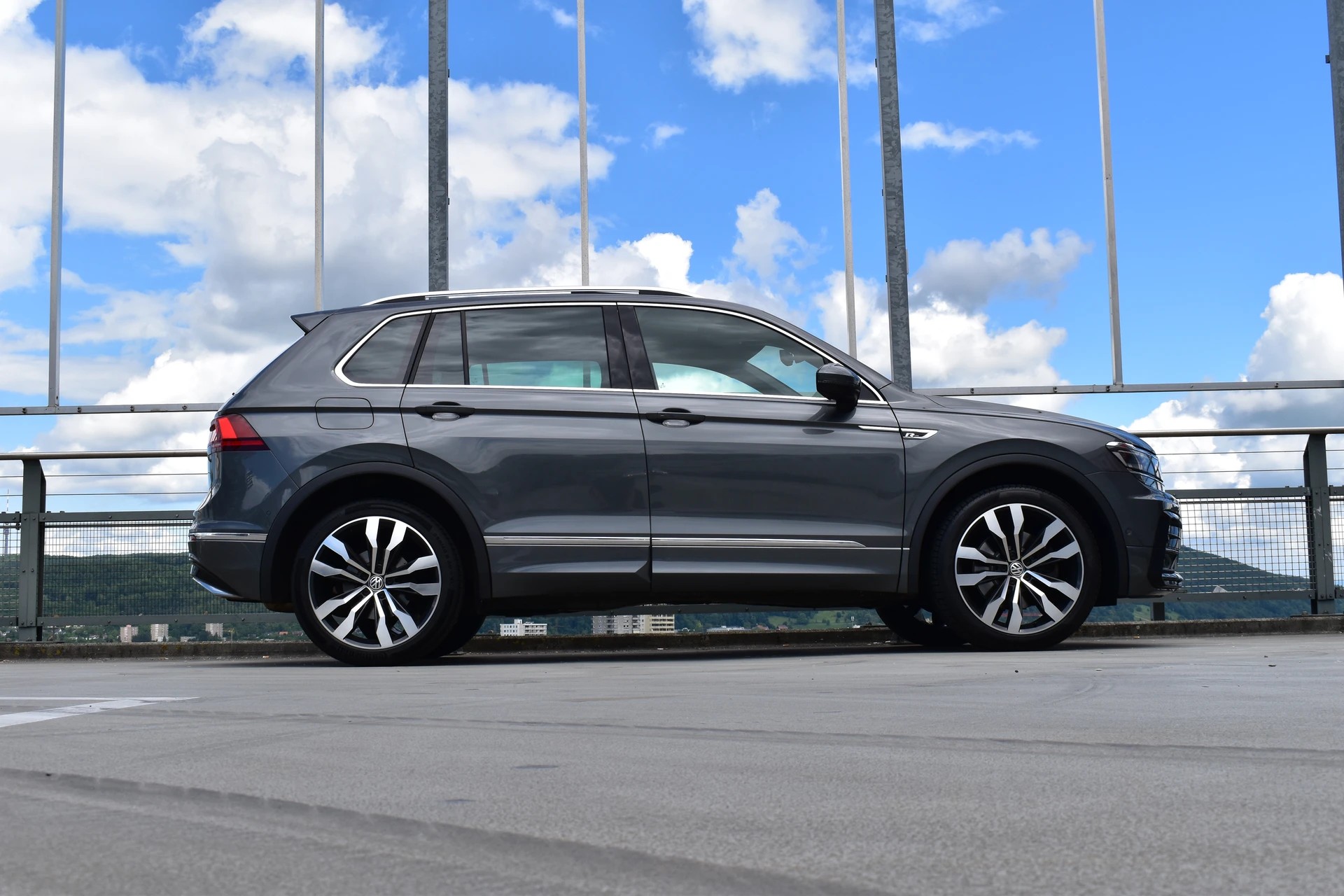 VW TIGUAN 2.0TSI HIGHLINE R LINE PLUS 4MOTION DSG l 230 PS